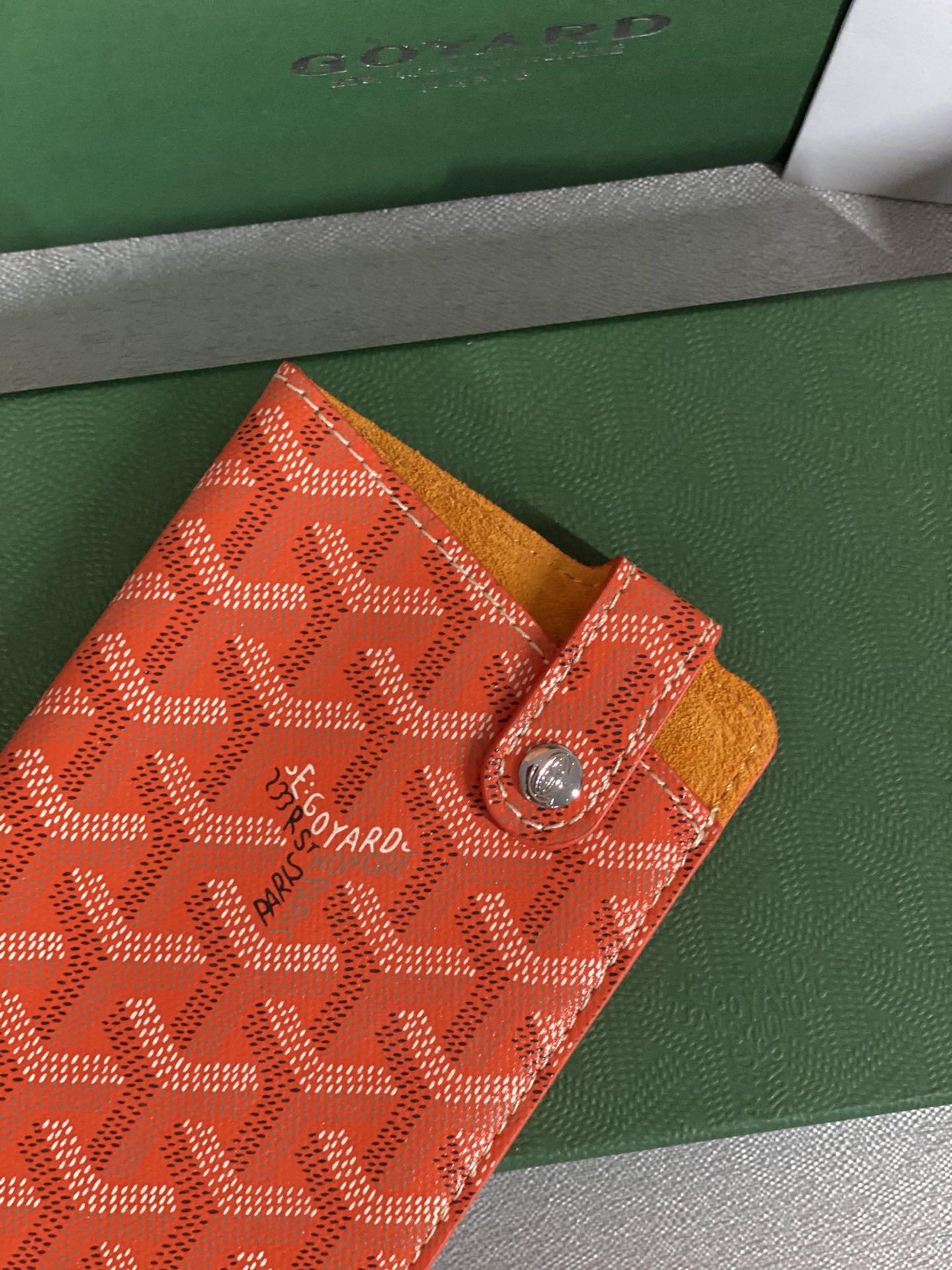 Go*ard montmartre gm case