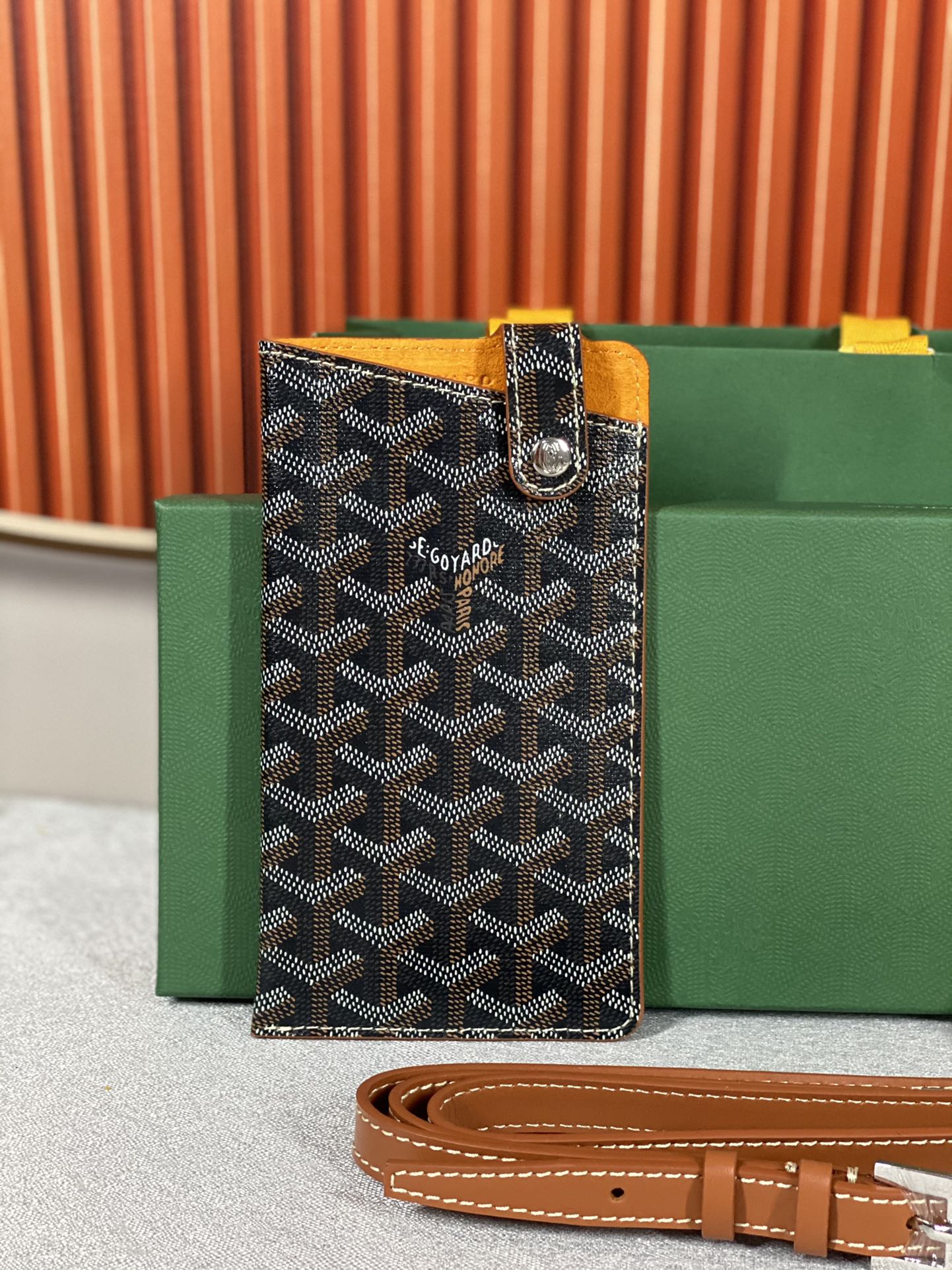 Go*ard montmartre gm case