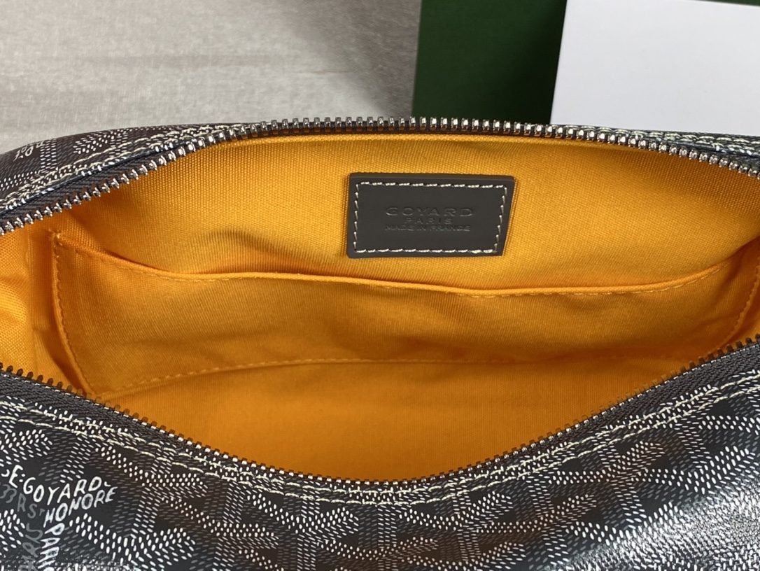 Go*ard bowling 25 toiletry bag