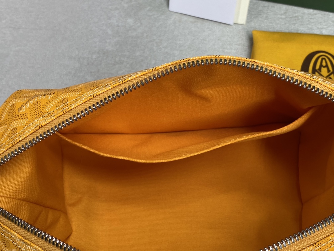Go*ard bowling 25 toiletry bag