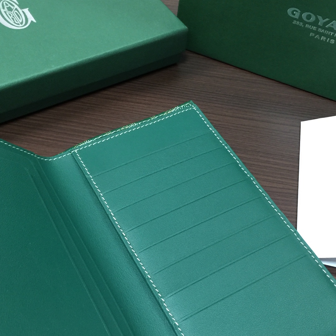 Go*ard long wallet