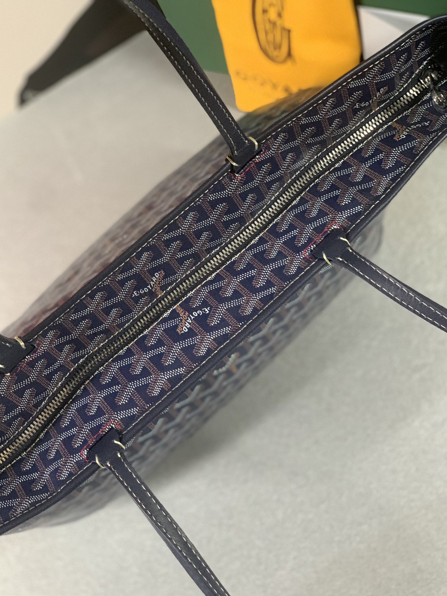 Go*ard artois mm bag