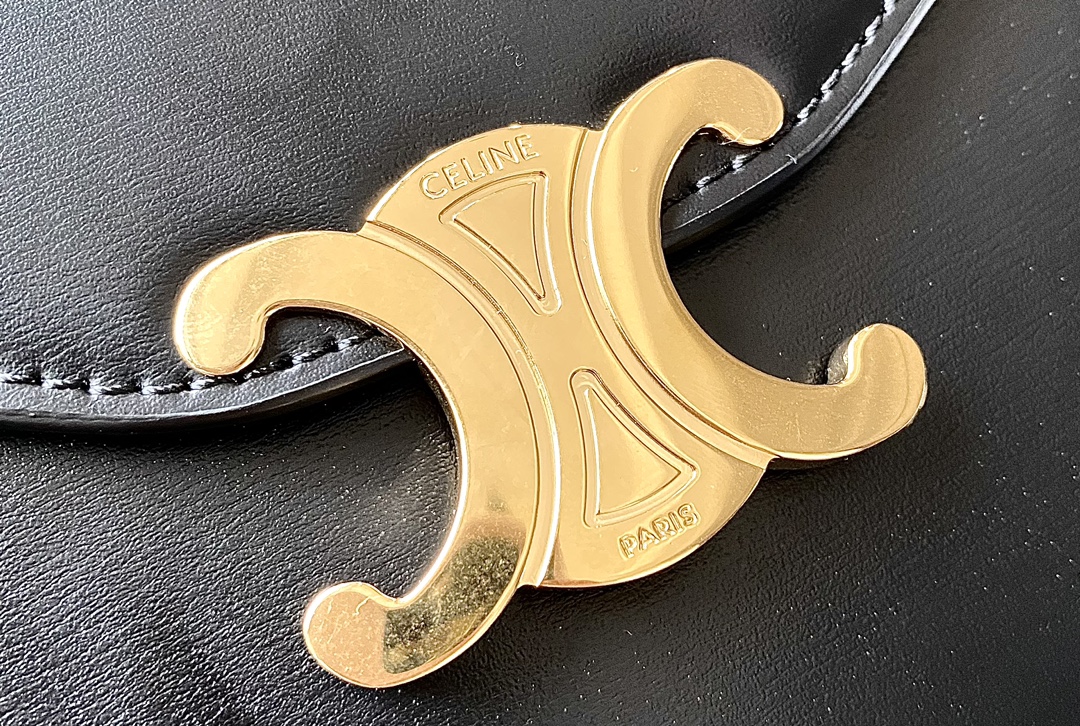 Ce**e wallet on chain triomphe