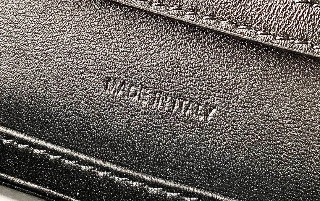 Ce**e wallet on chain triomphe