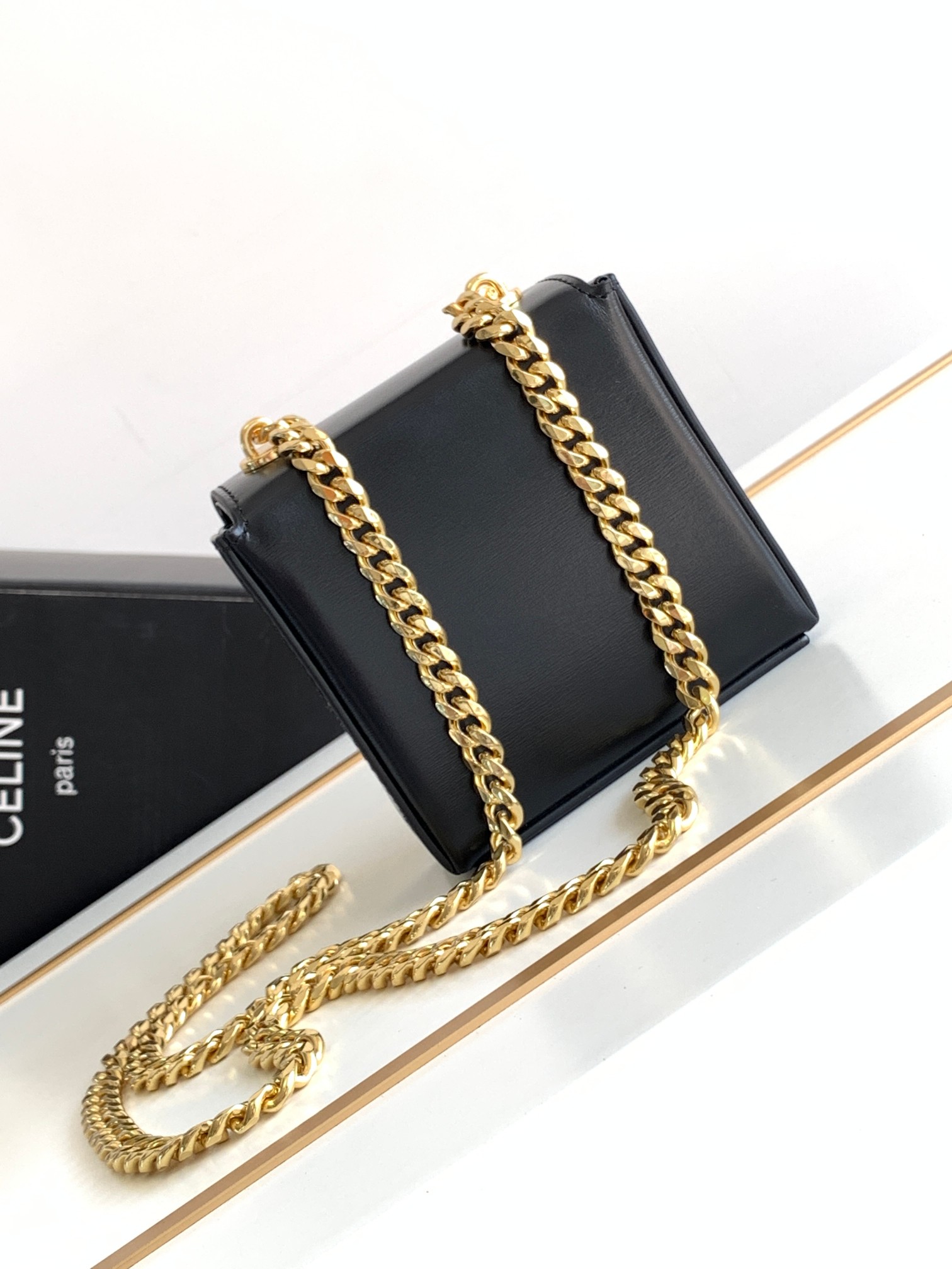 Ce**e mini box triomphe in shiny calfskin black