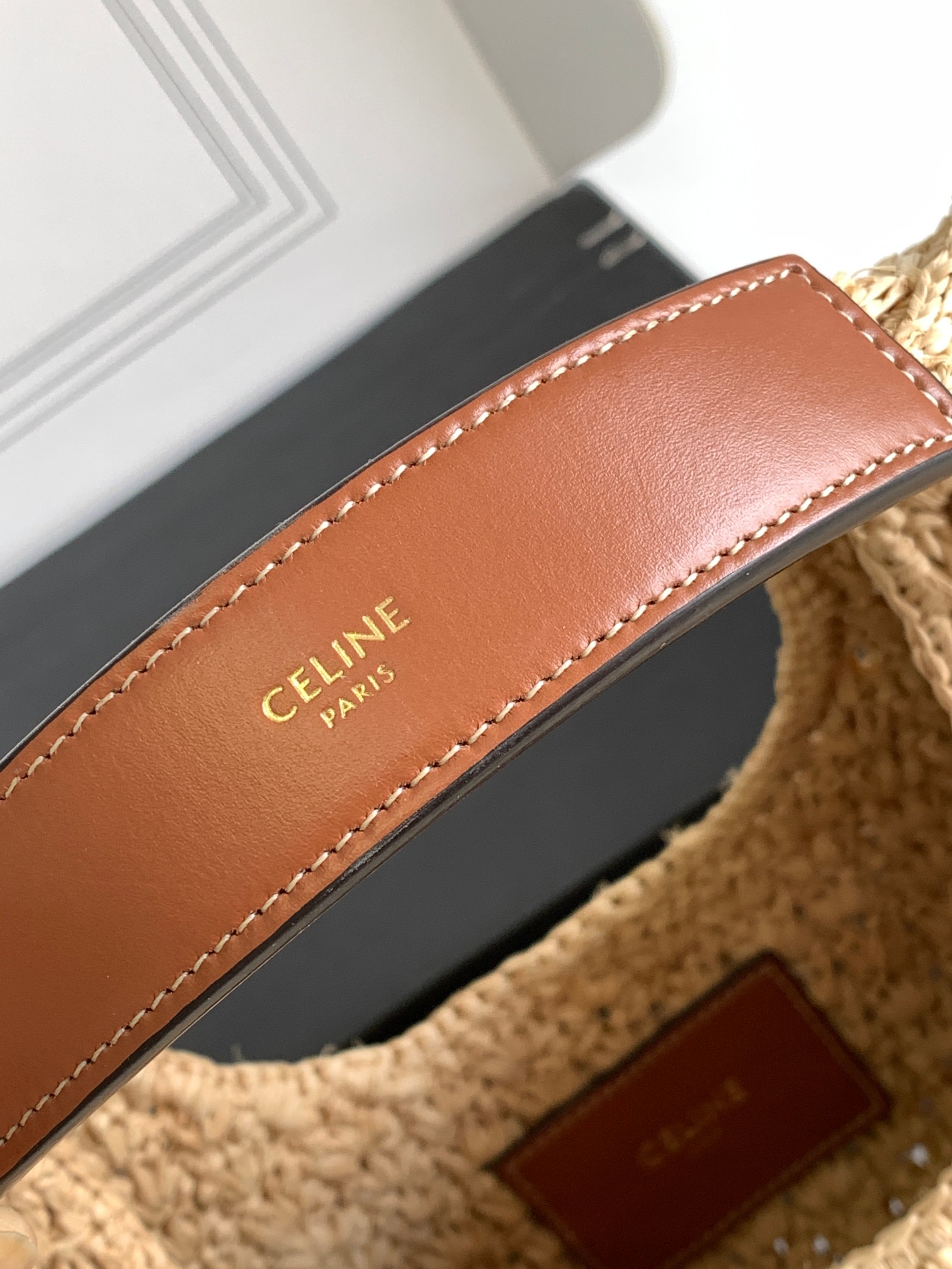 Ce**e classic panier hobo bag in raffia and calfskin