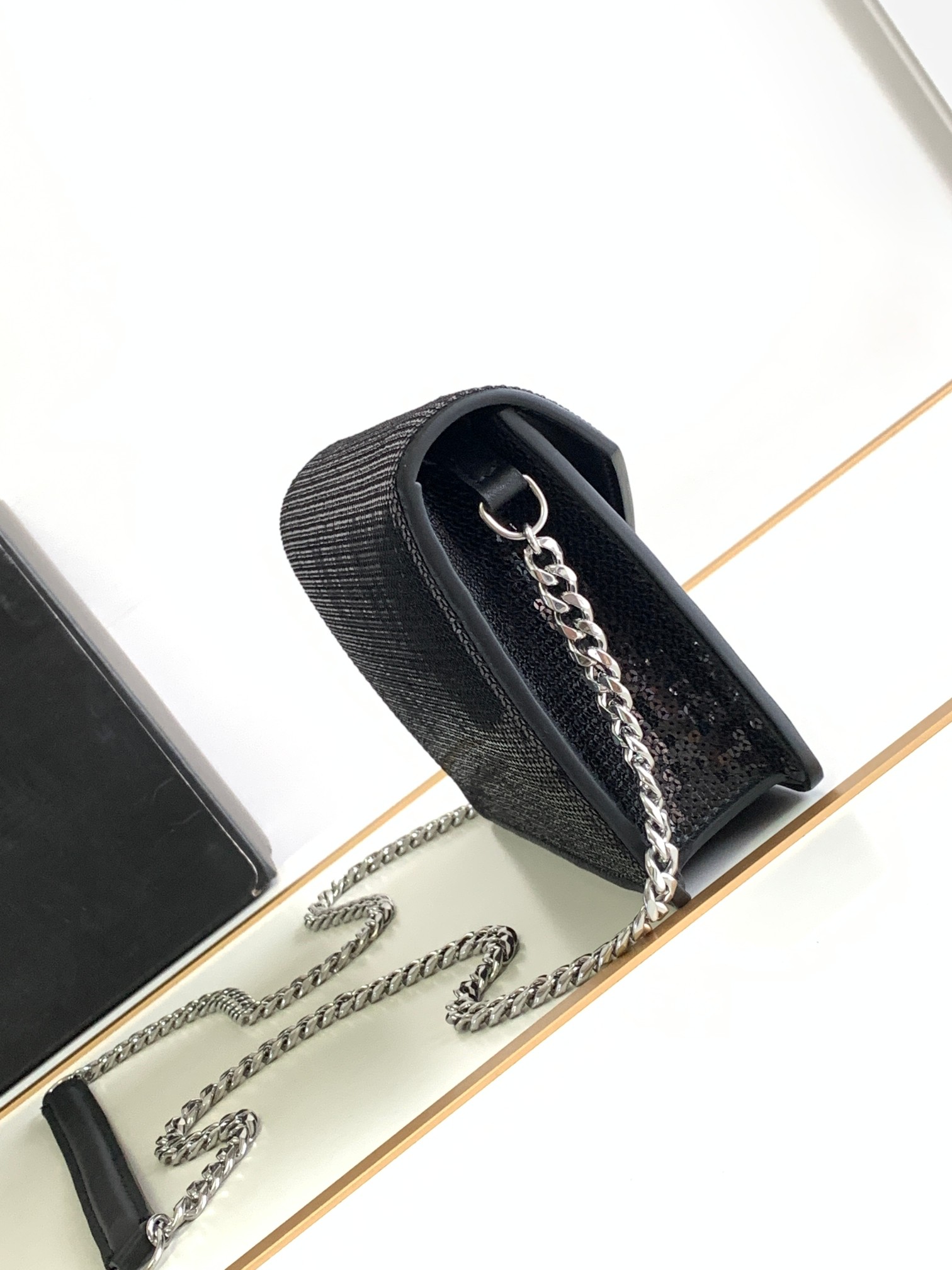 Ce**e wallet on chain triomphe