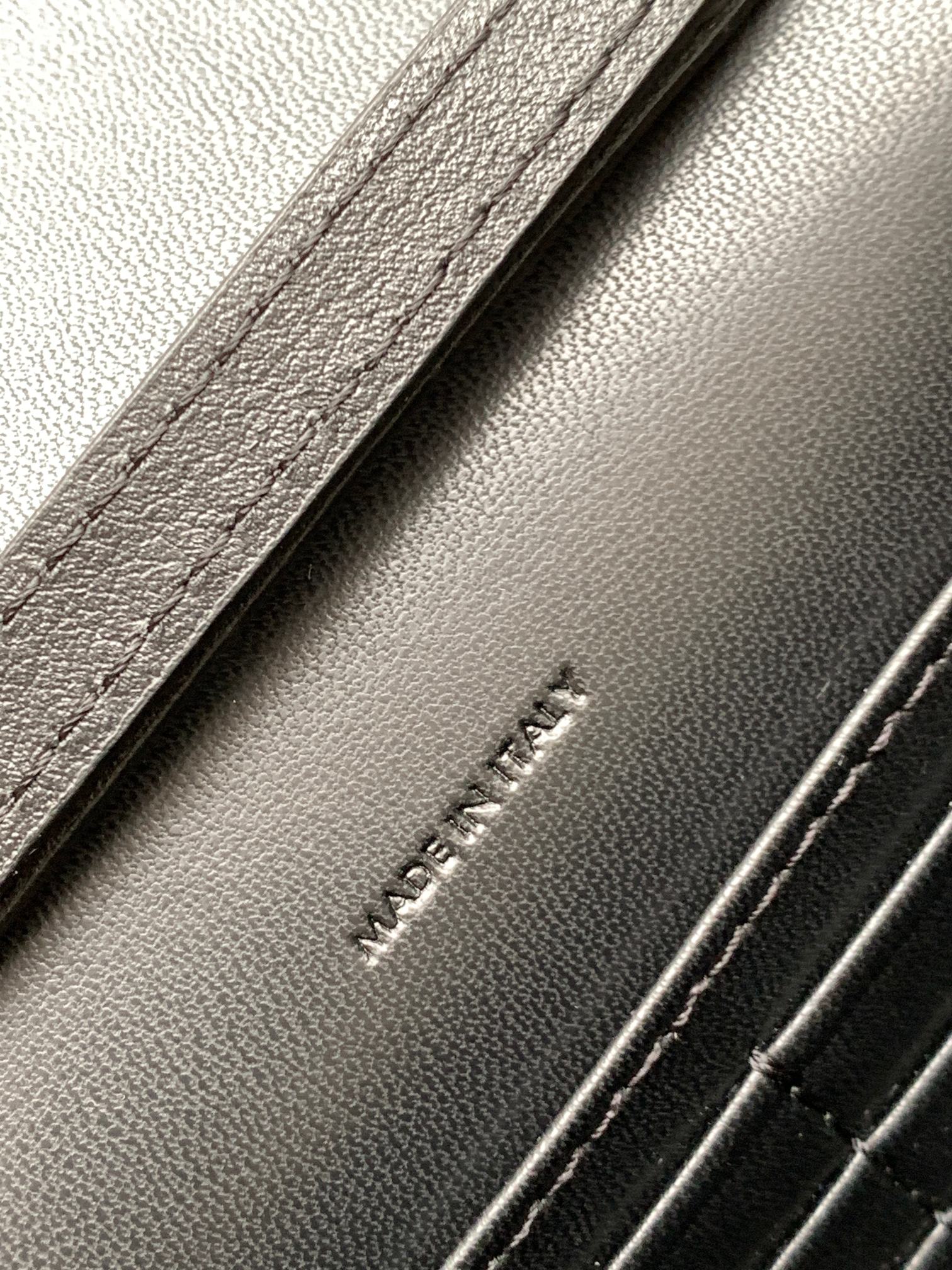 Ce**e wallet on chain triomphe