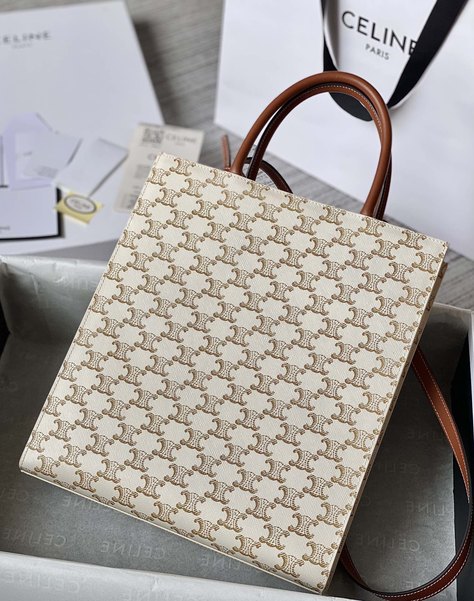 Ce**e cabas triomphe tote