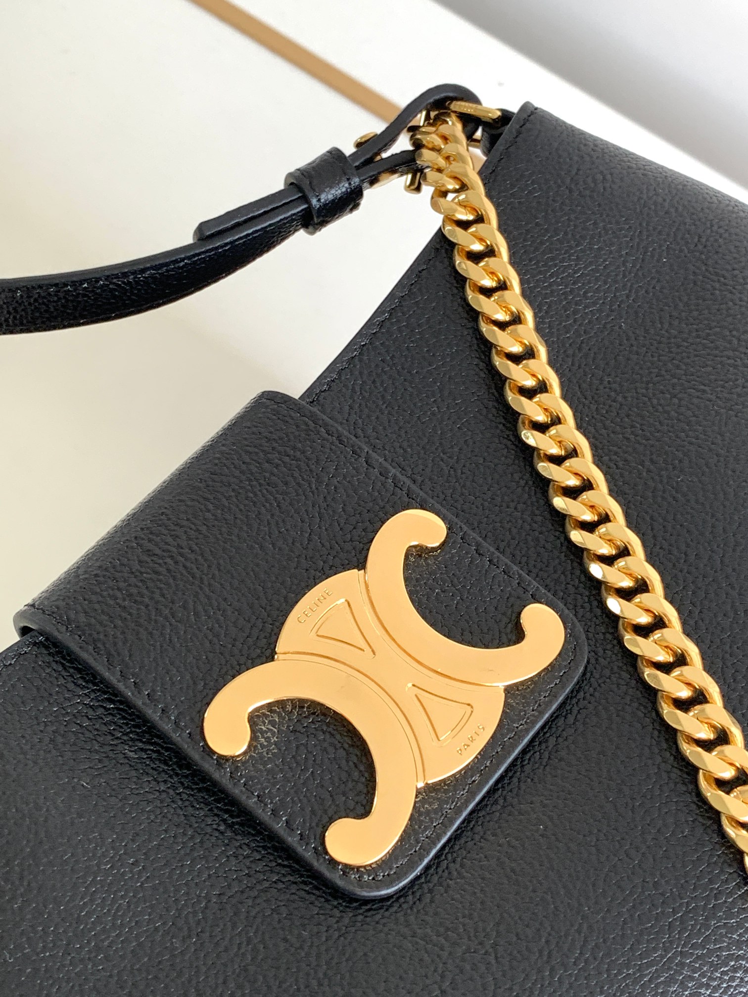 Ce**e wiltern clutch triomphe soft