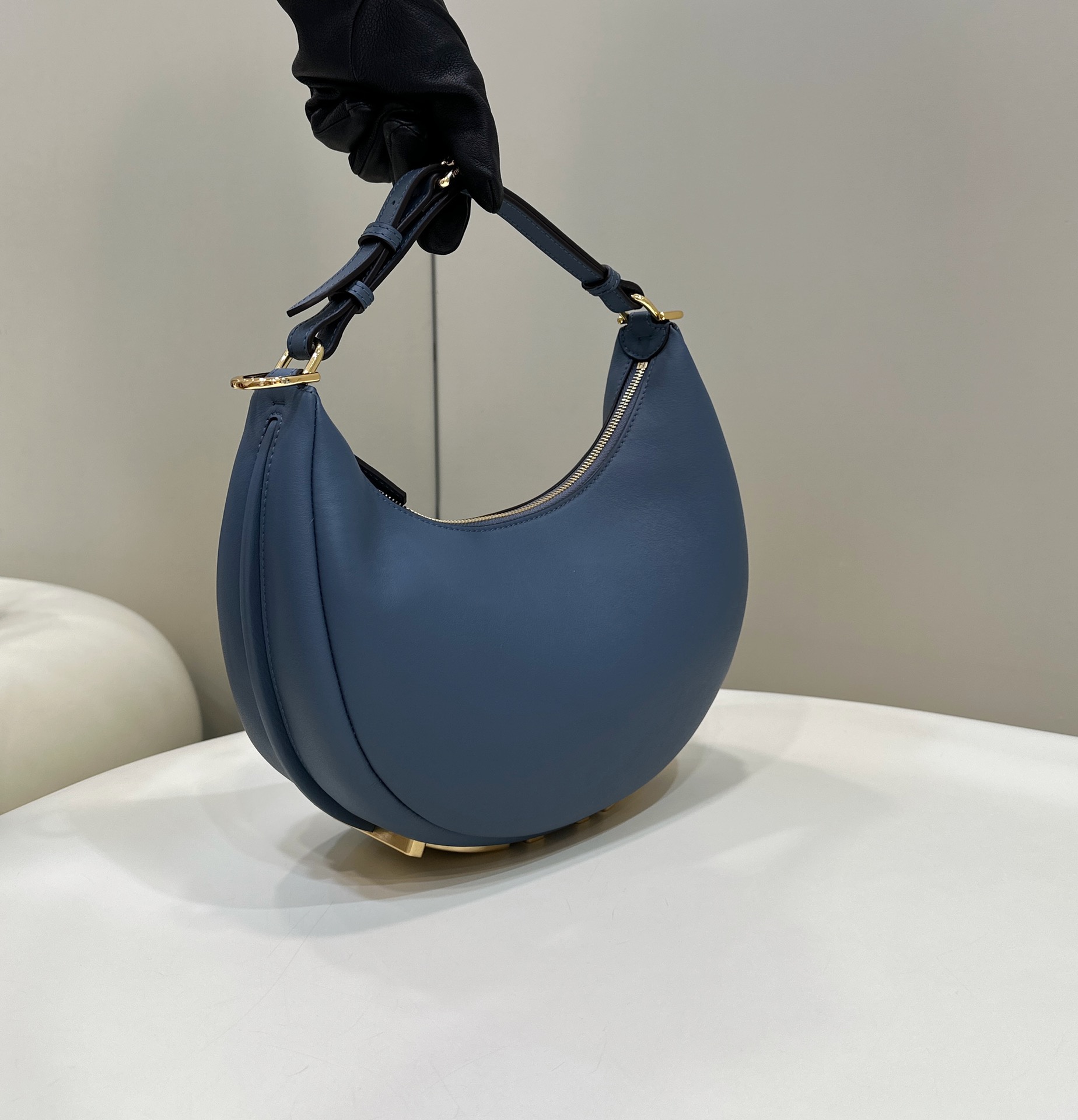 F**di F**digraphy small