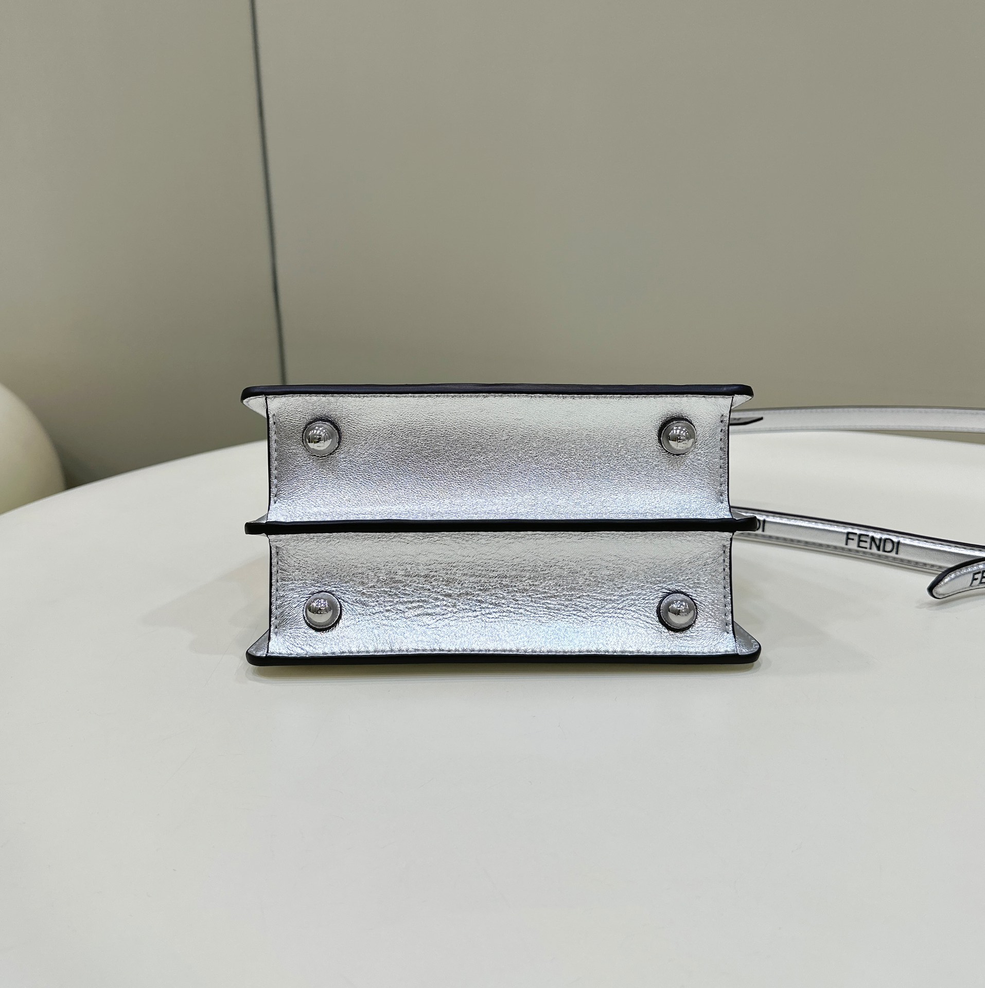 F**di by marc jacobs peekaboo