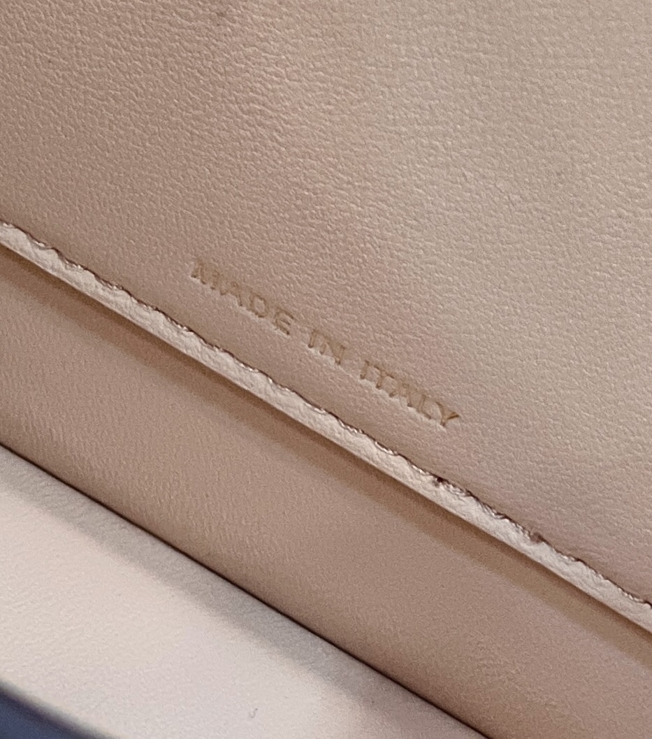 F**di peekaboo i see u small bag