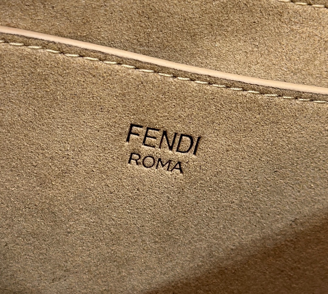 F**di c’mon small