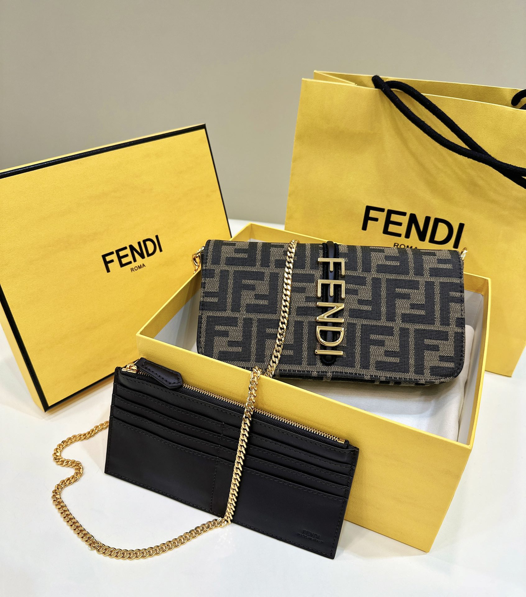 F**di F**digraphy wallet on chain