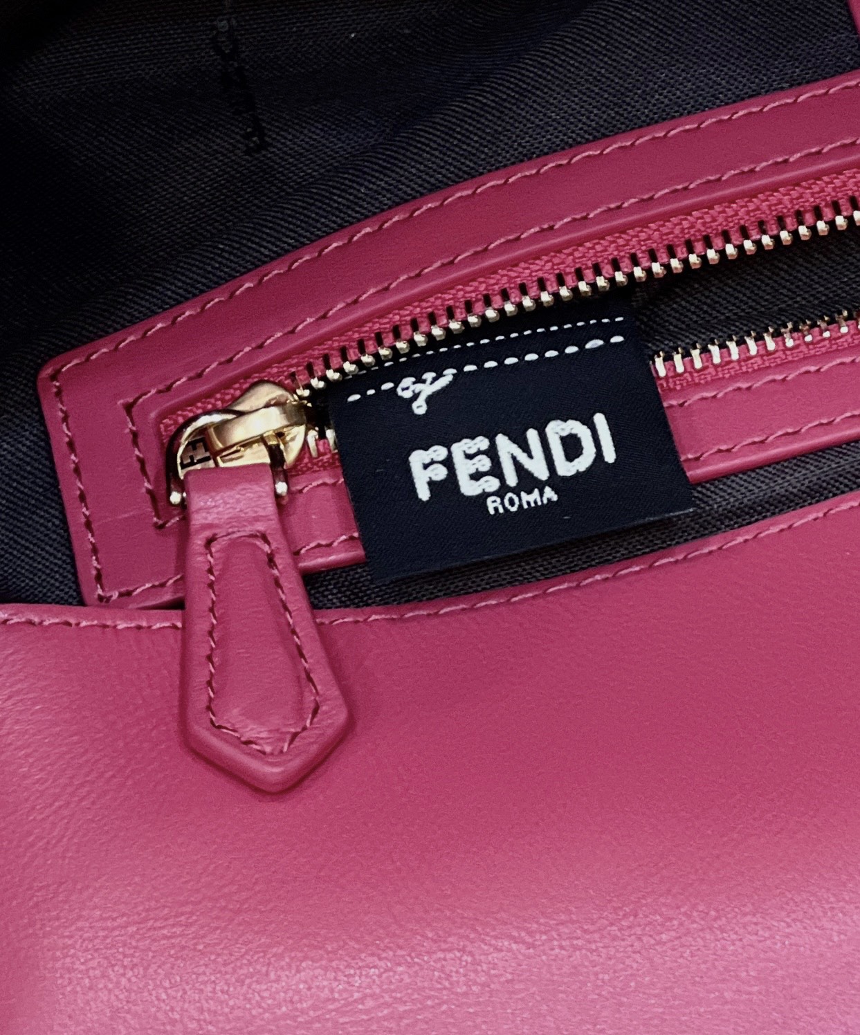 F**di baguette medium bag