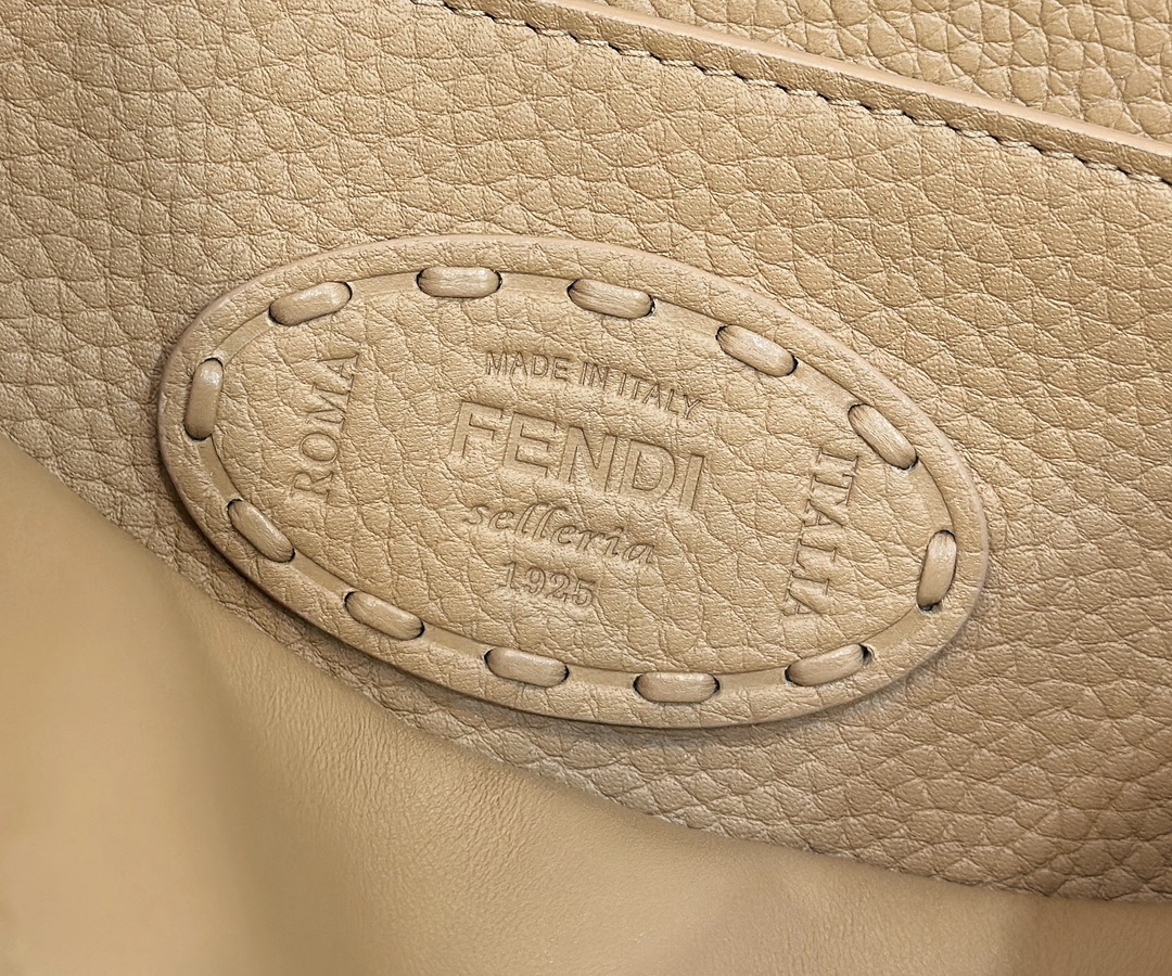 F**di peekaboo small handbag