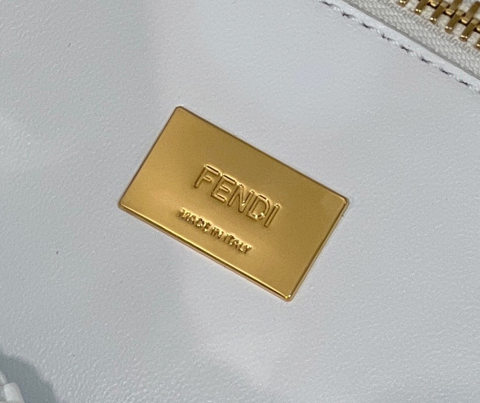 F**di peekaboo medium bag