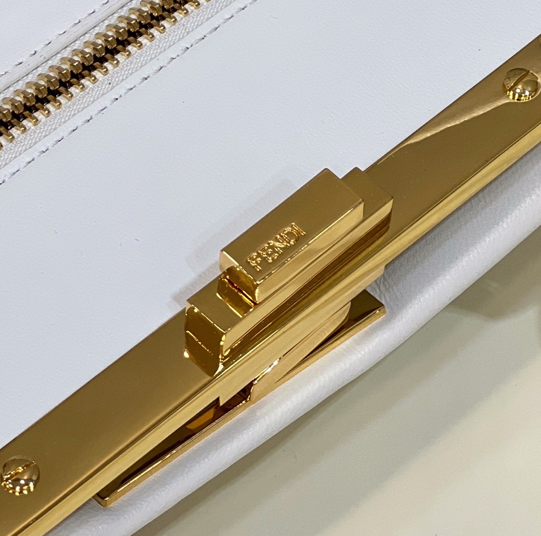 F**di peekaboo medium bag