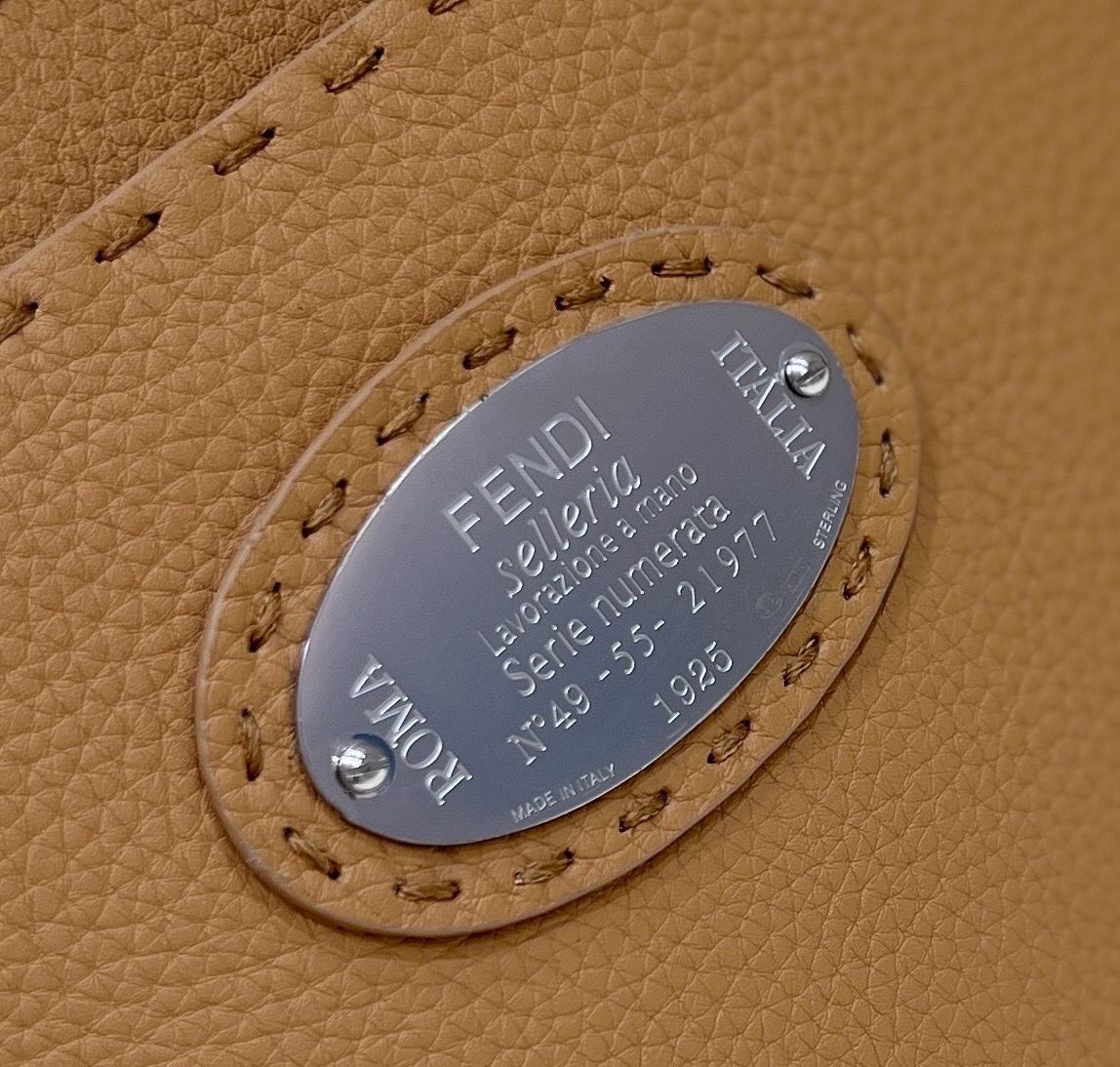 F**di peekaboo medium bag