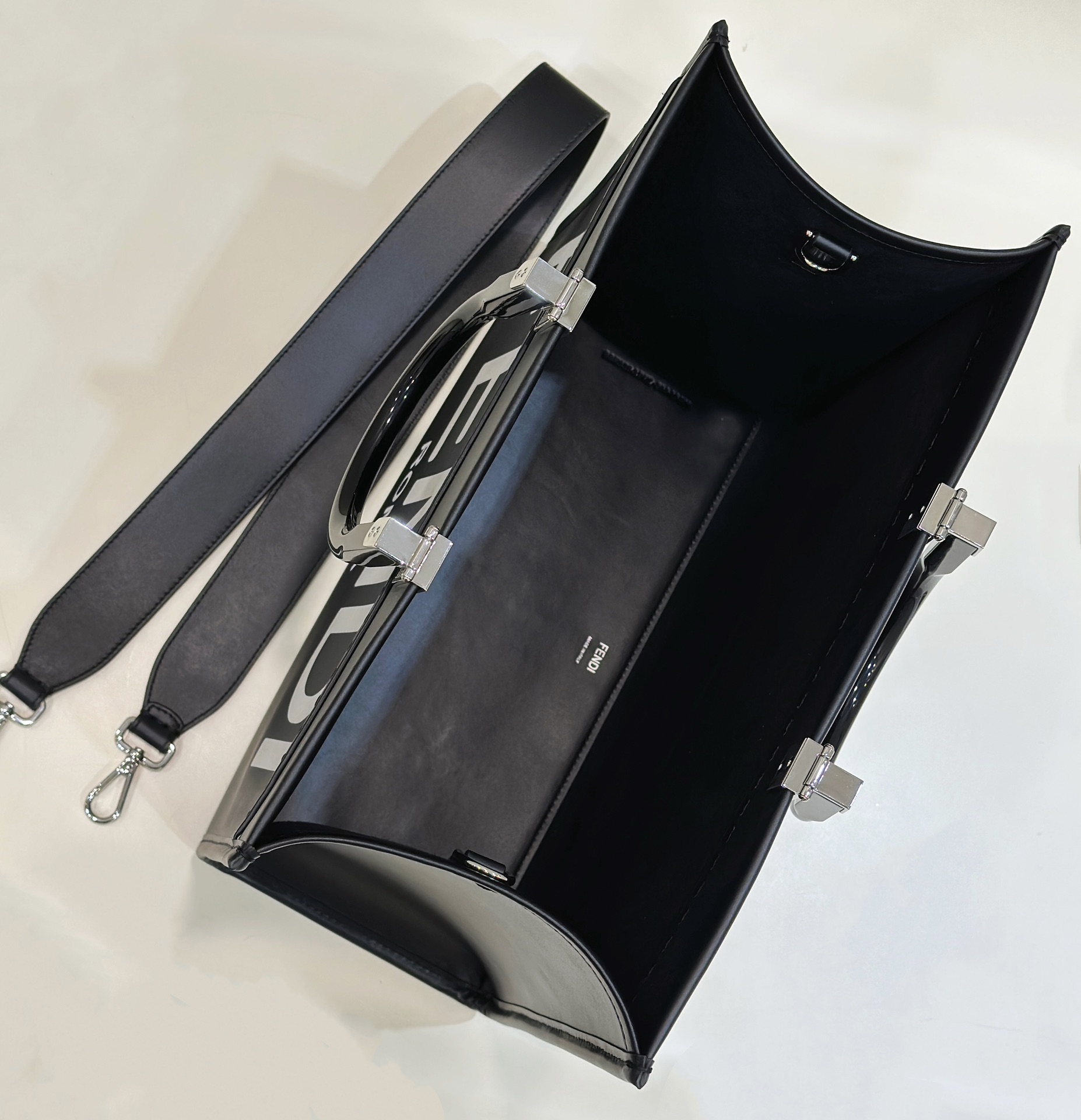 F**di sunshine medium