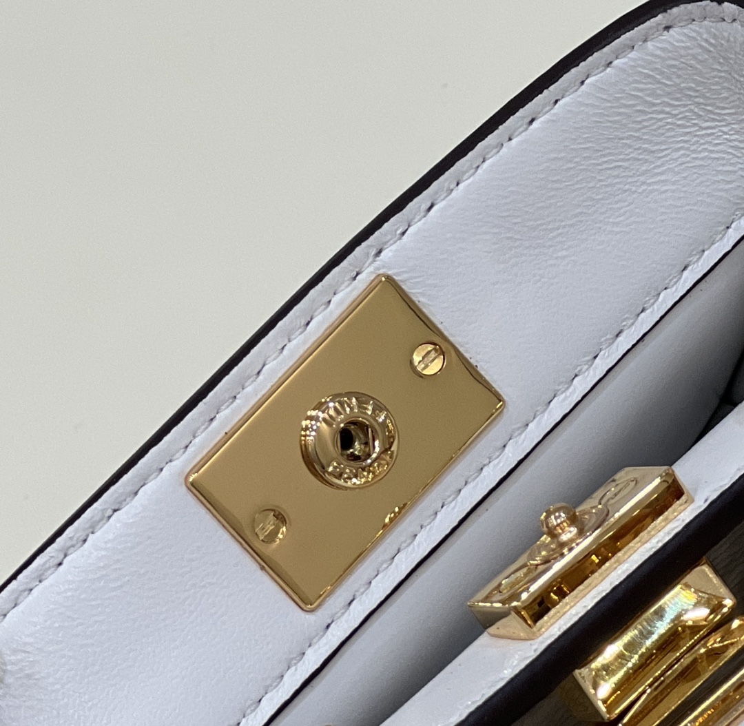 F**di nano peekaboo maxi handle