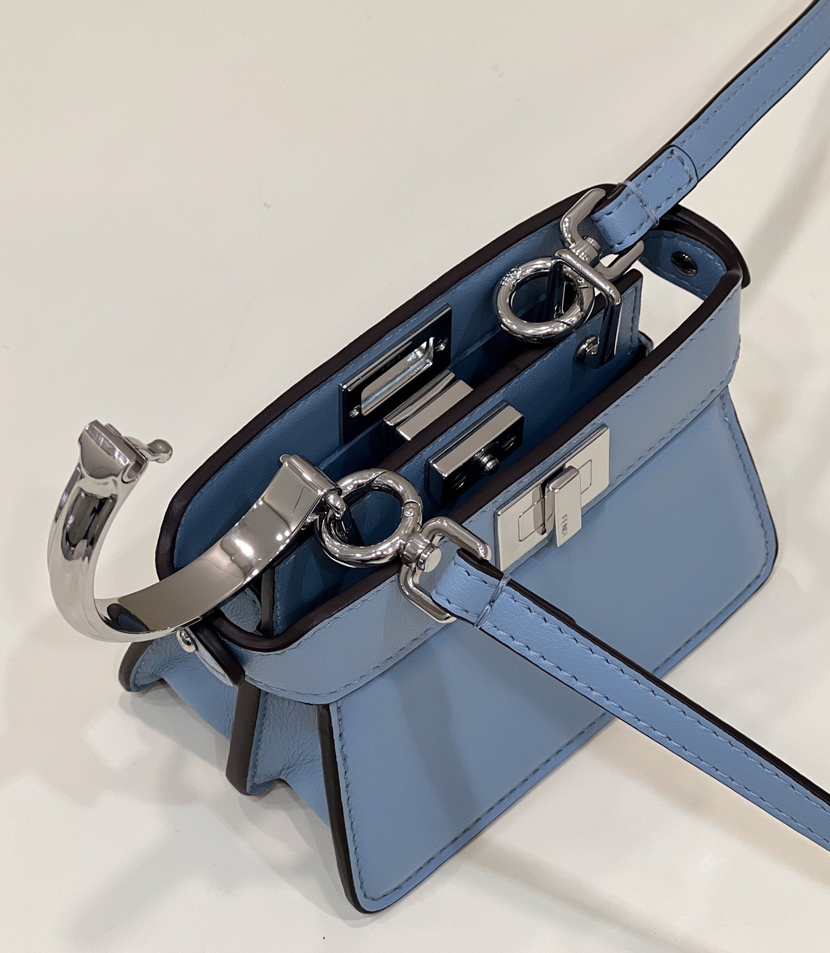 F**di nano peekaboo maxi handle