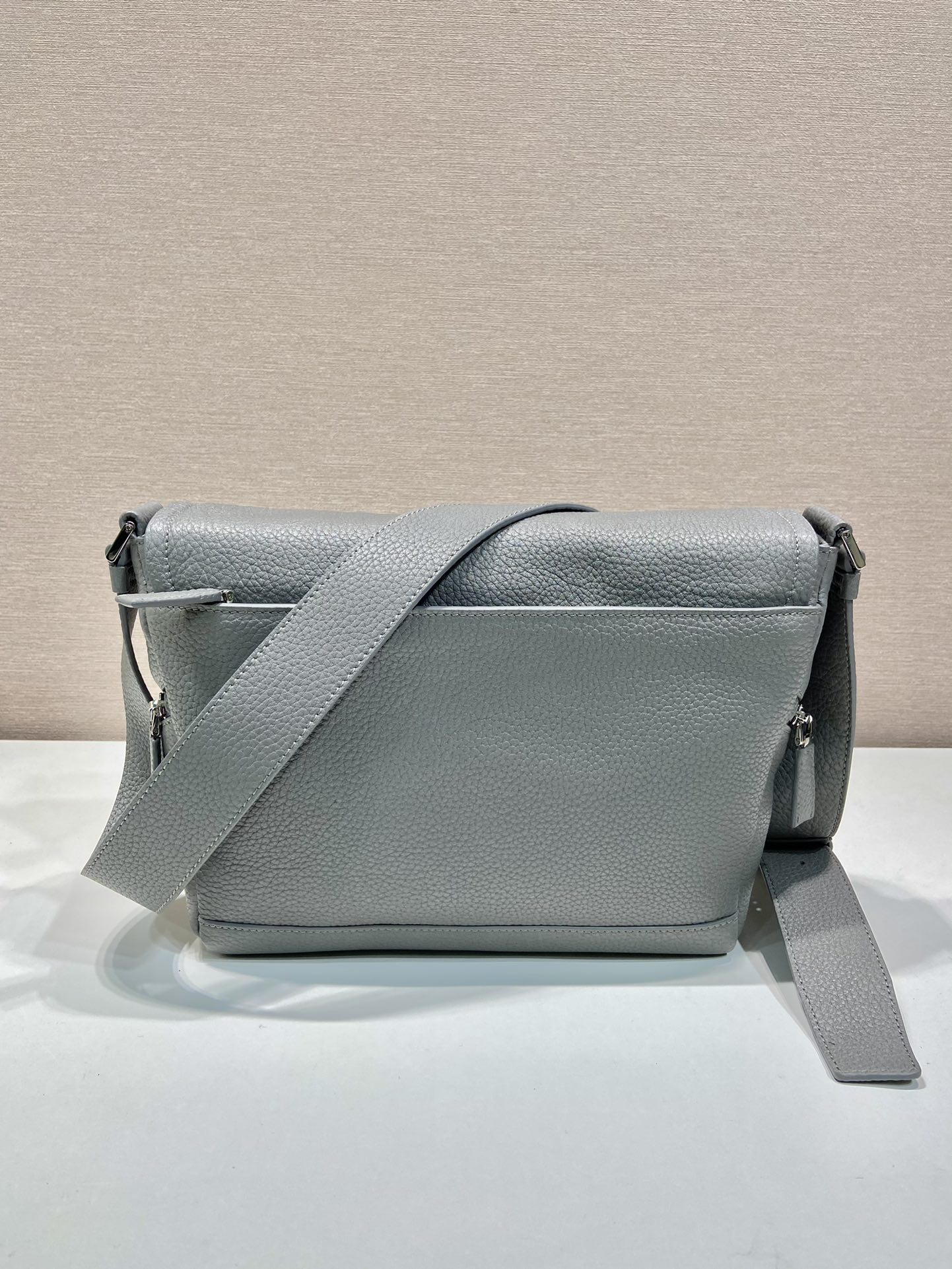 Pra*a leather bag with shoulder strap