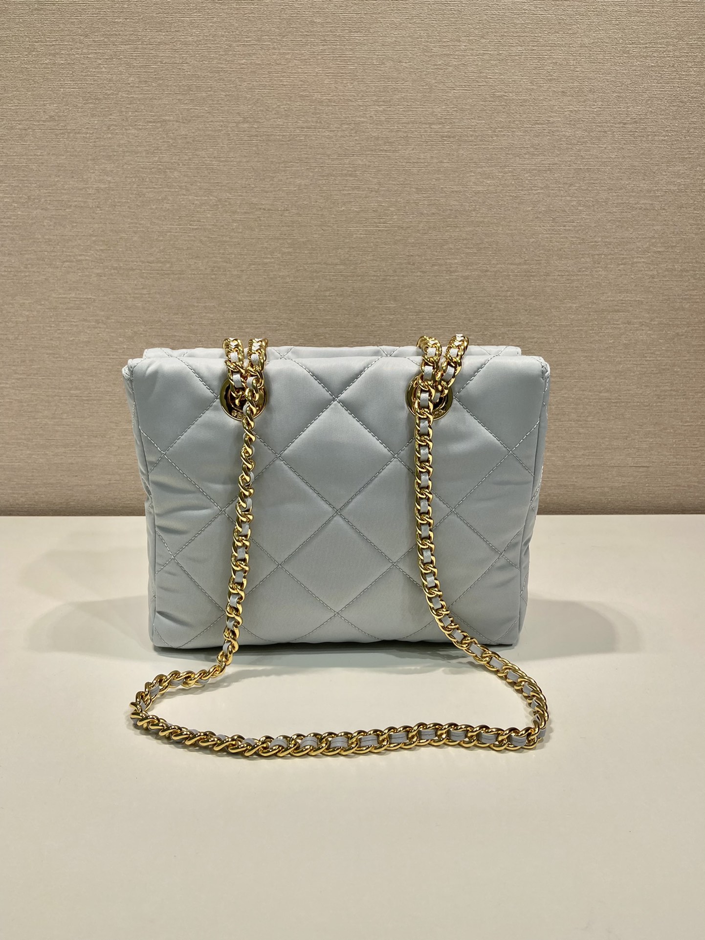 Pra*a re-edition 1995 chaîne re-nylon tote bag