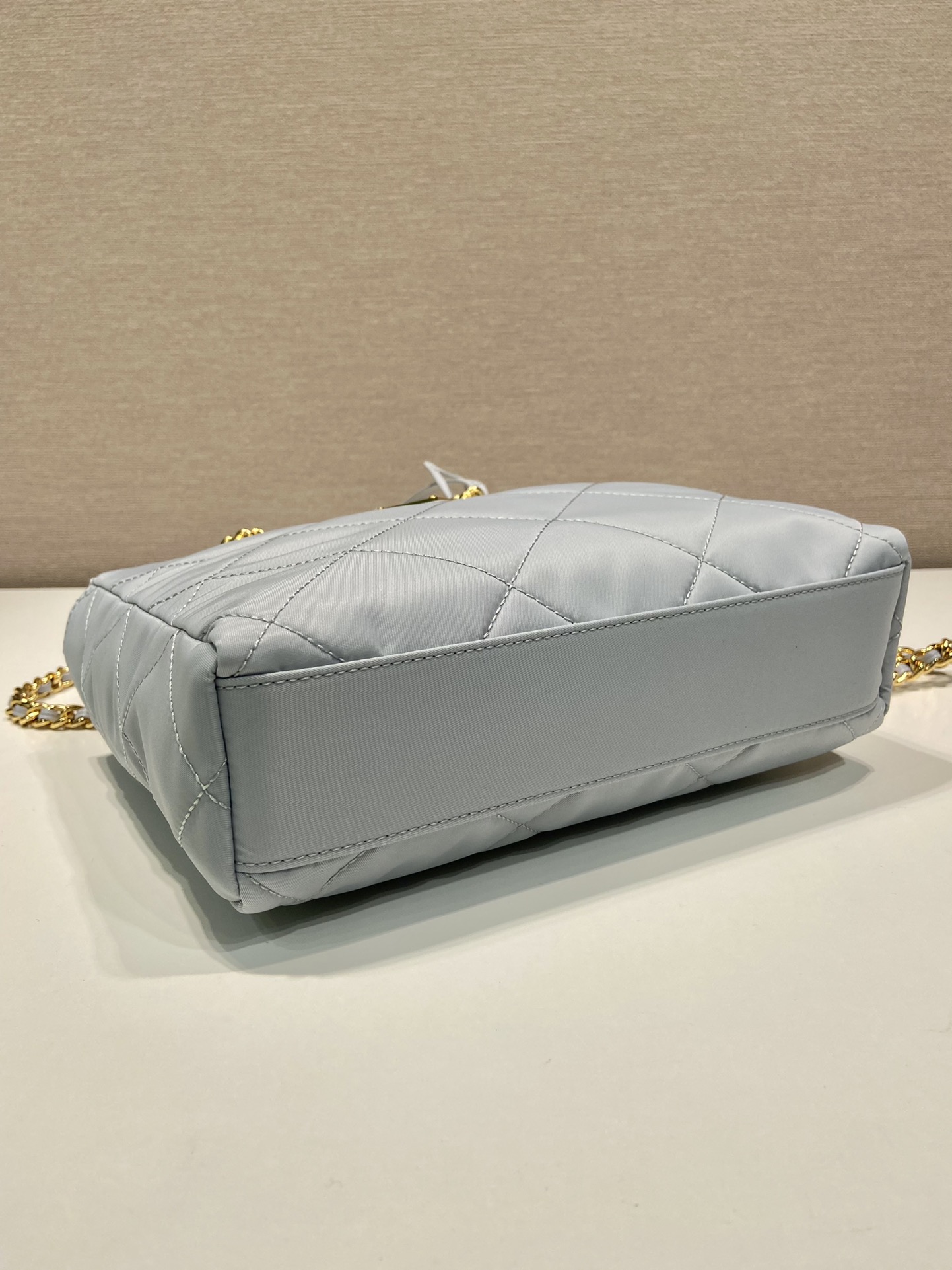 Pra*a re-edition 1995 chaîne re-nylon tote bag