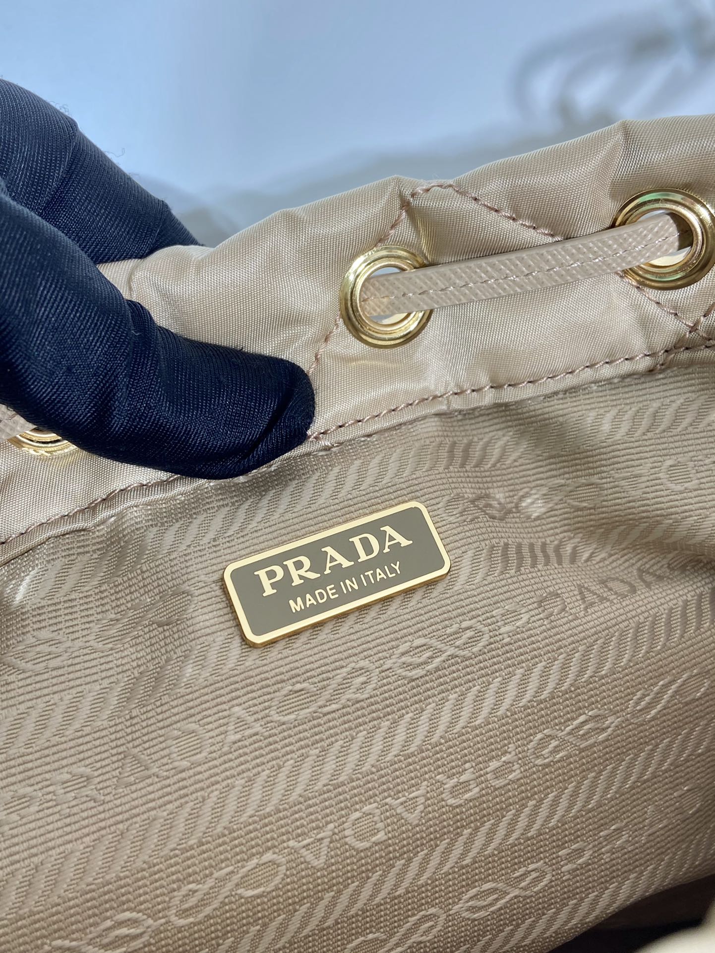 Pra*a duet re-nylon bucket bag