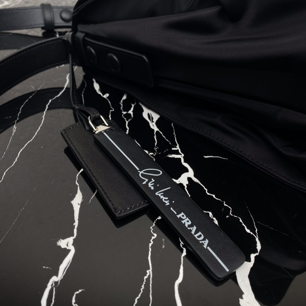 Pra*a re-nylon bag