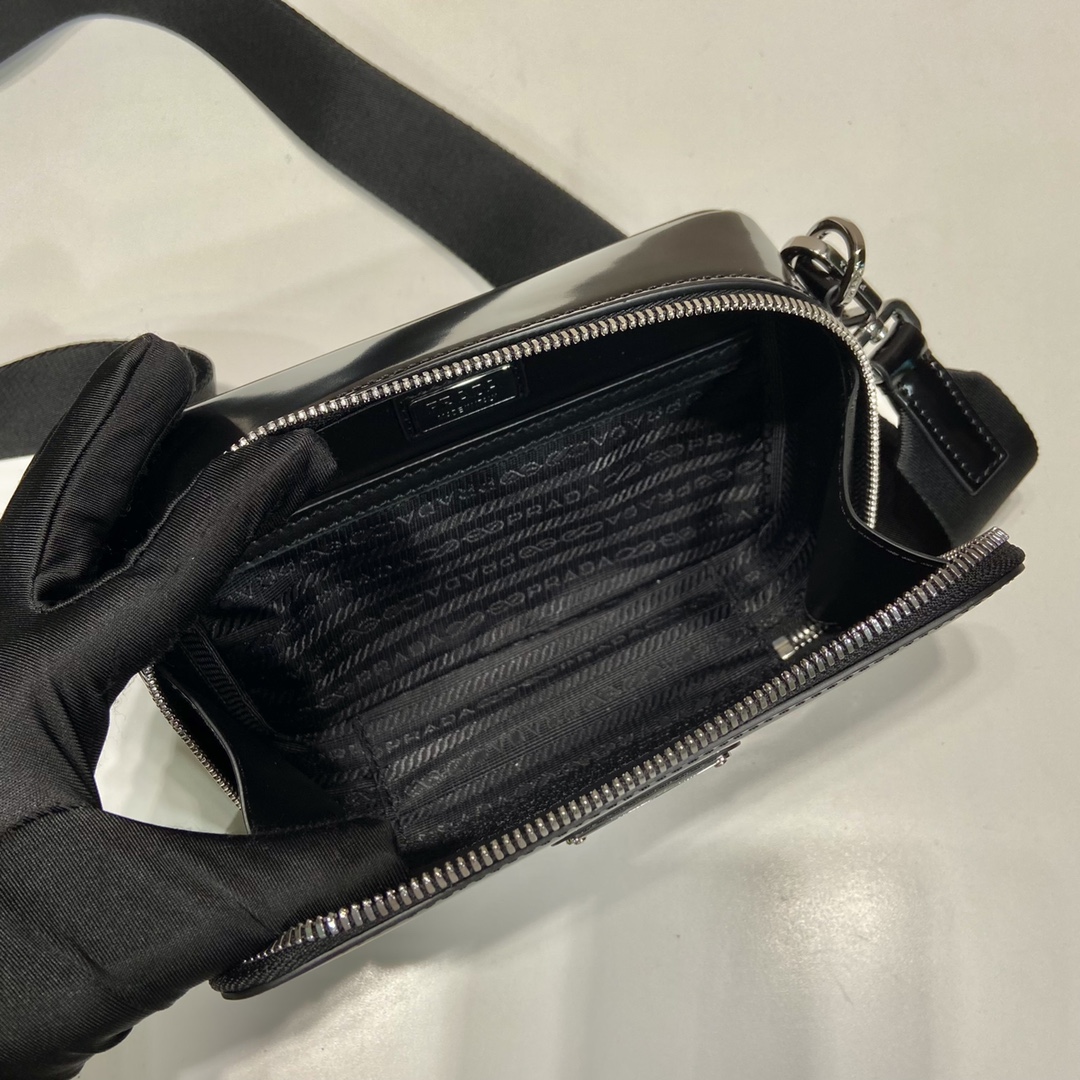 Pra*a small Pra*a brique leather bag