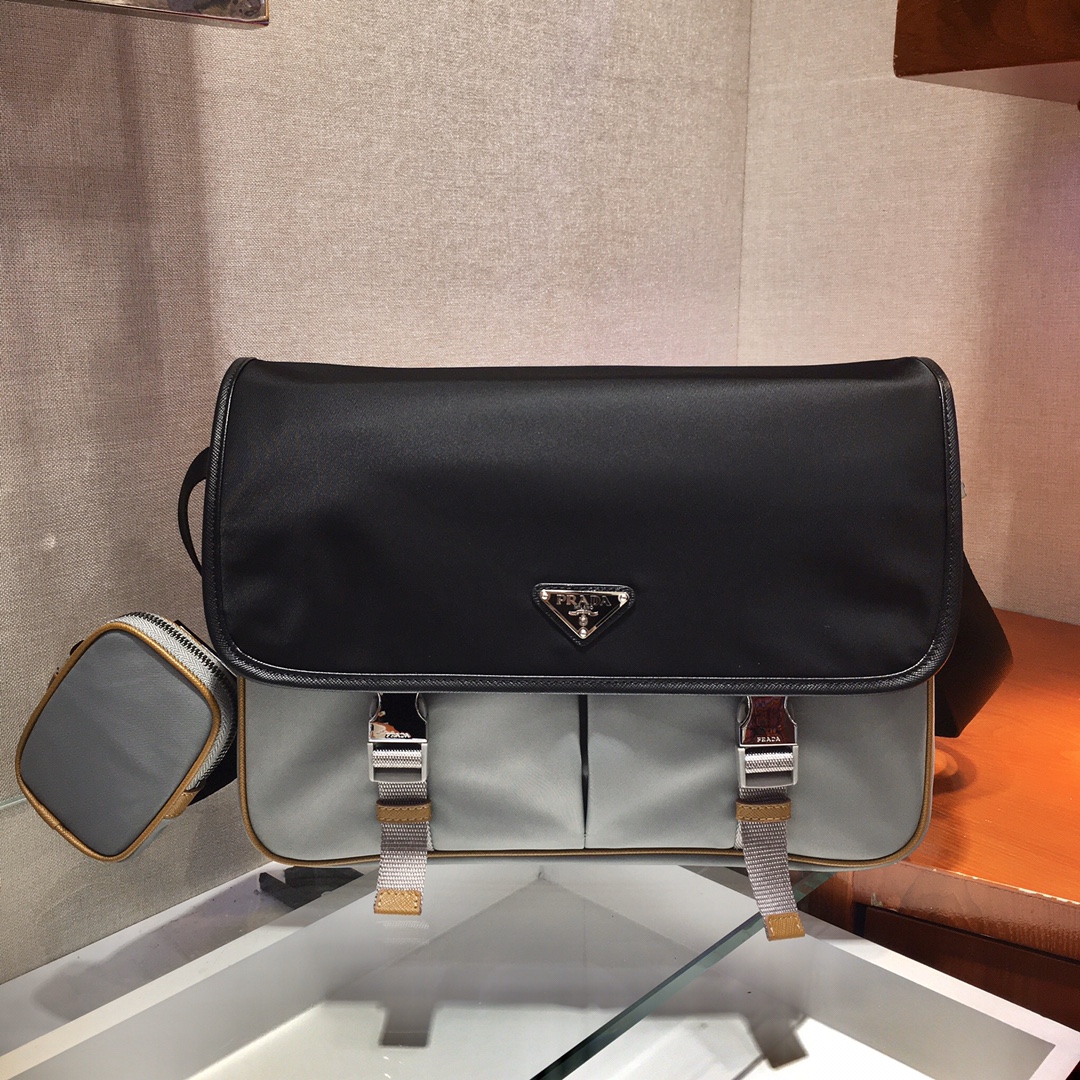 Pra*a re-nylon messenger bag