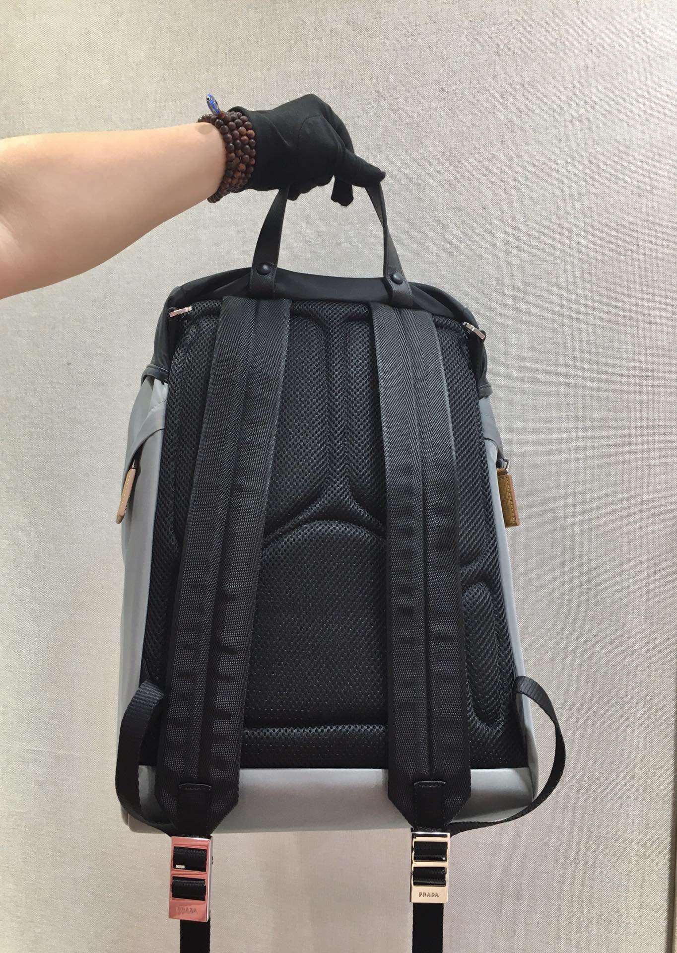 Pra*a backpack