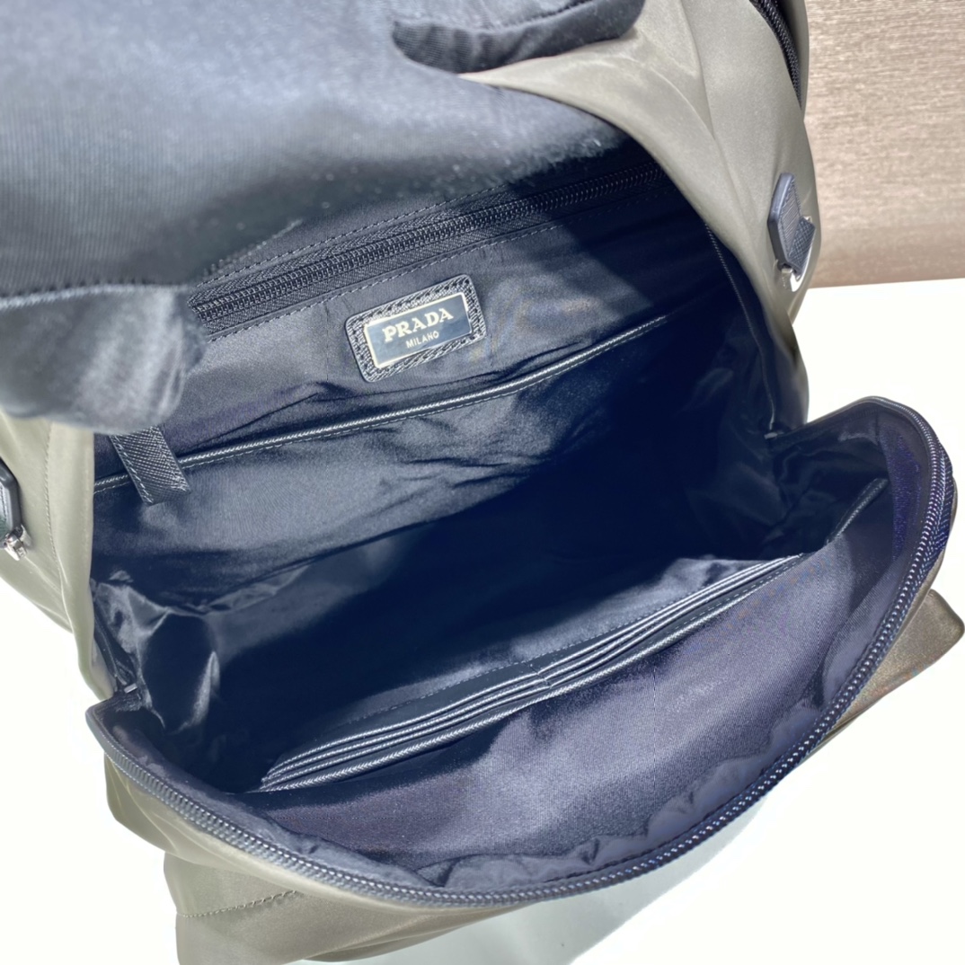 Pra*a saffiano backpack