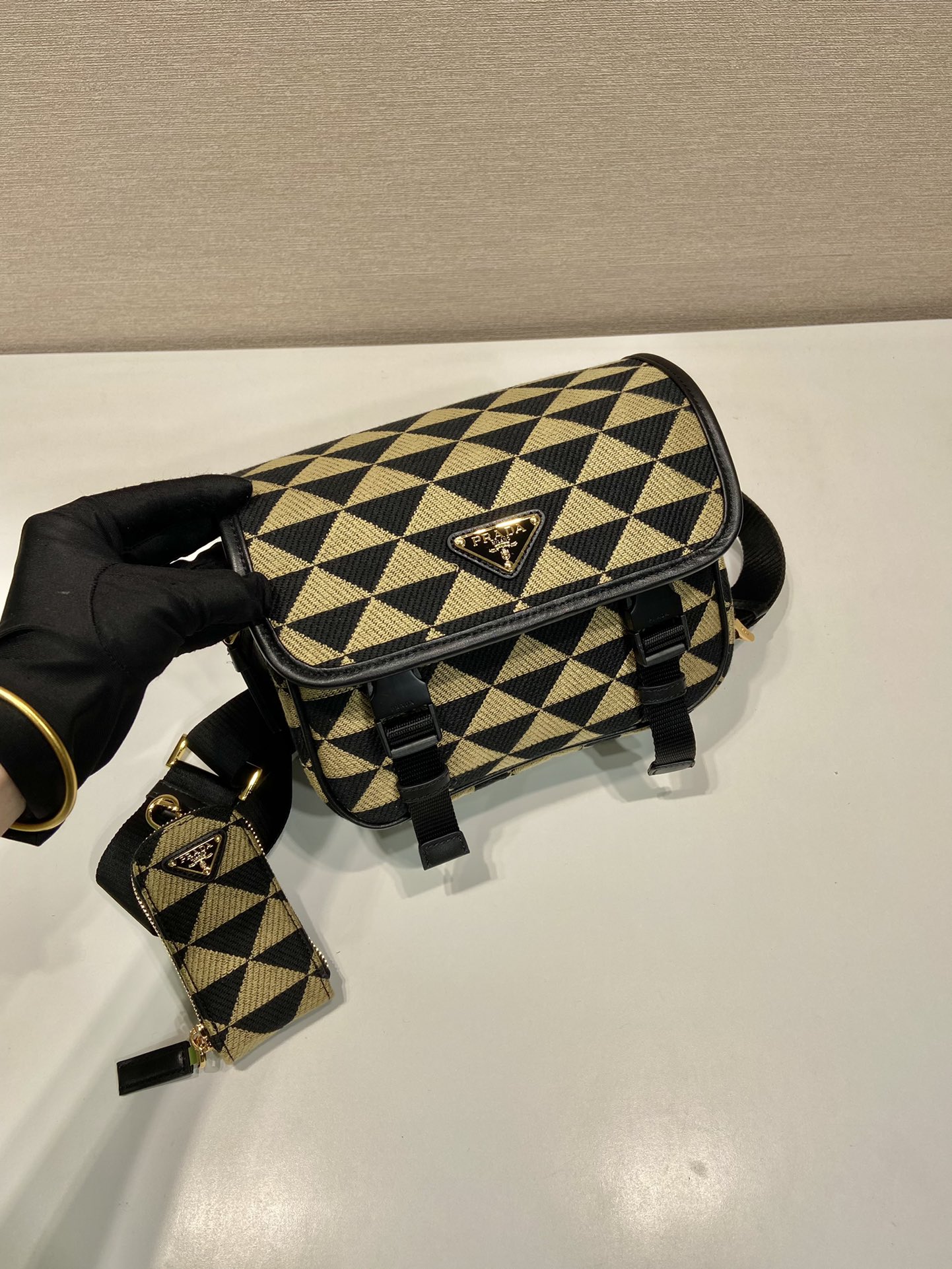 Pra*a shoulder bag