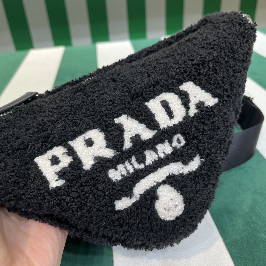 Pra*a triangle shoulder bag