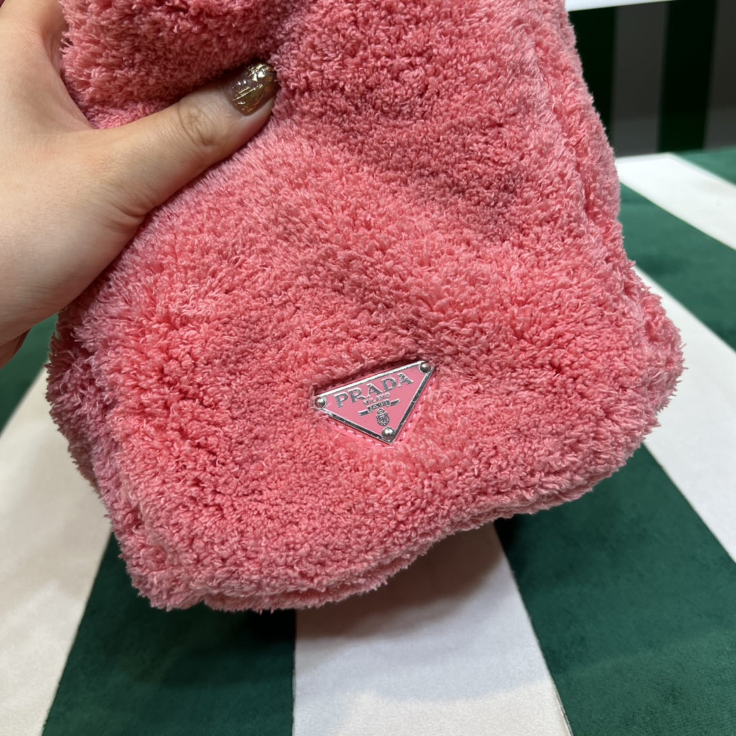 Pra*a terry tote bag