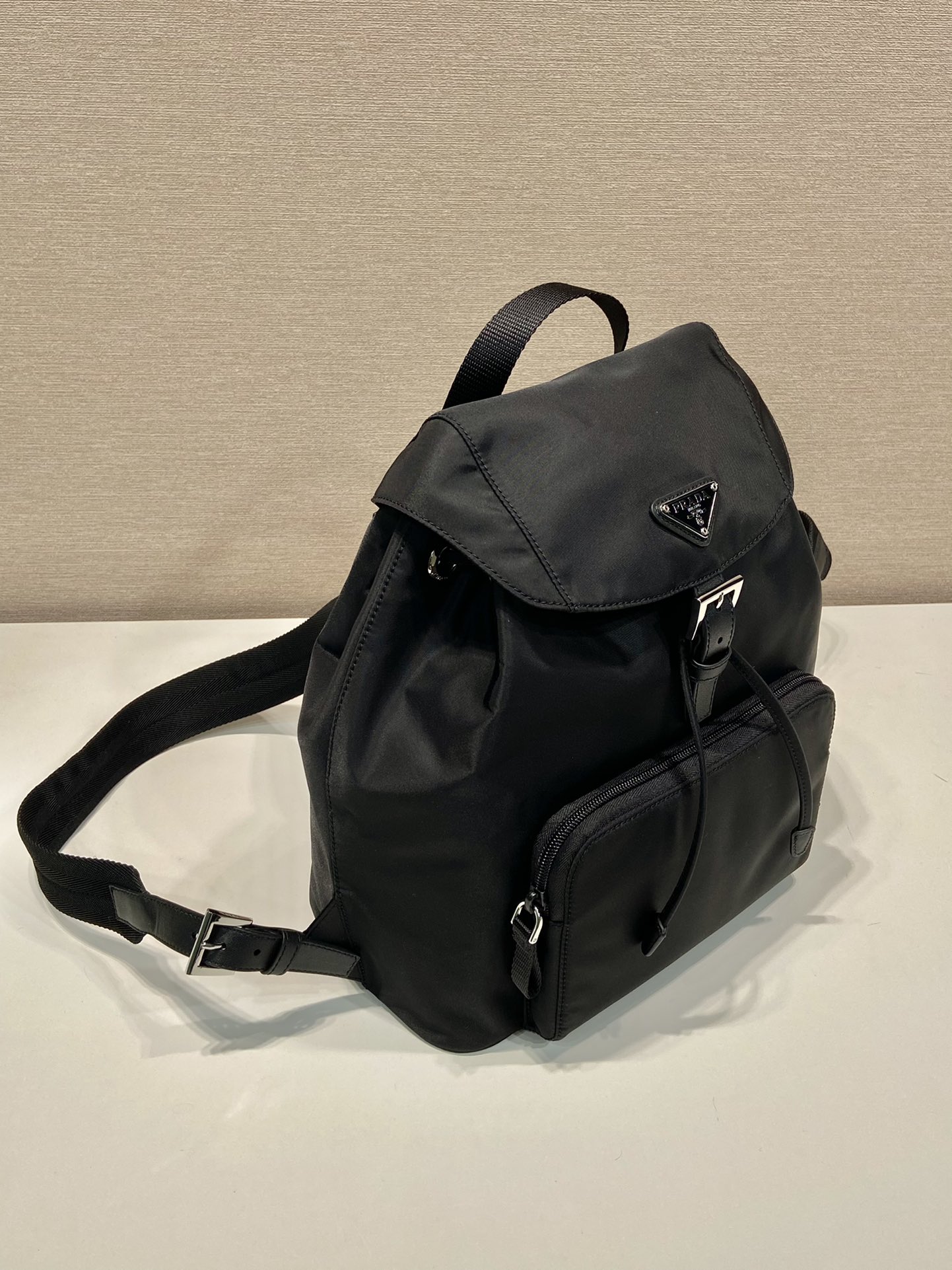 Pra*a backpack
