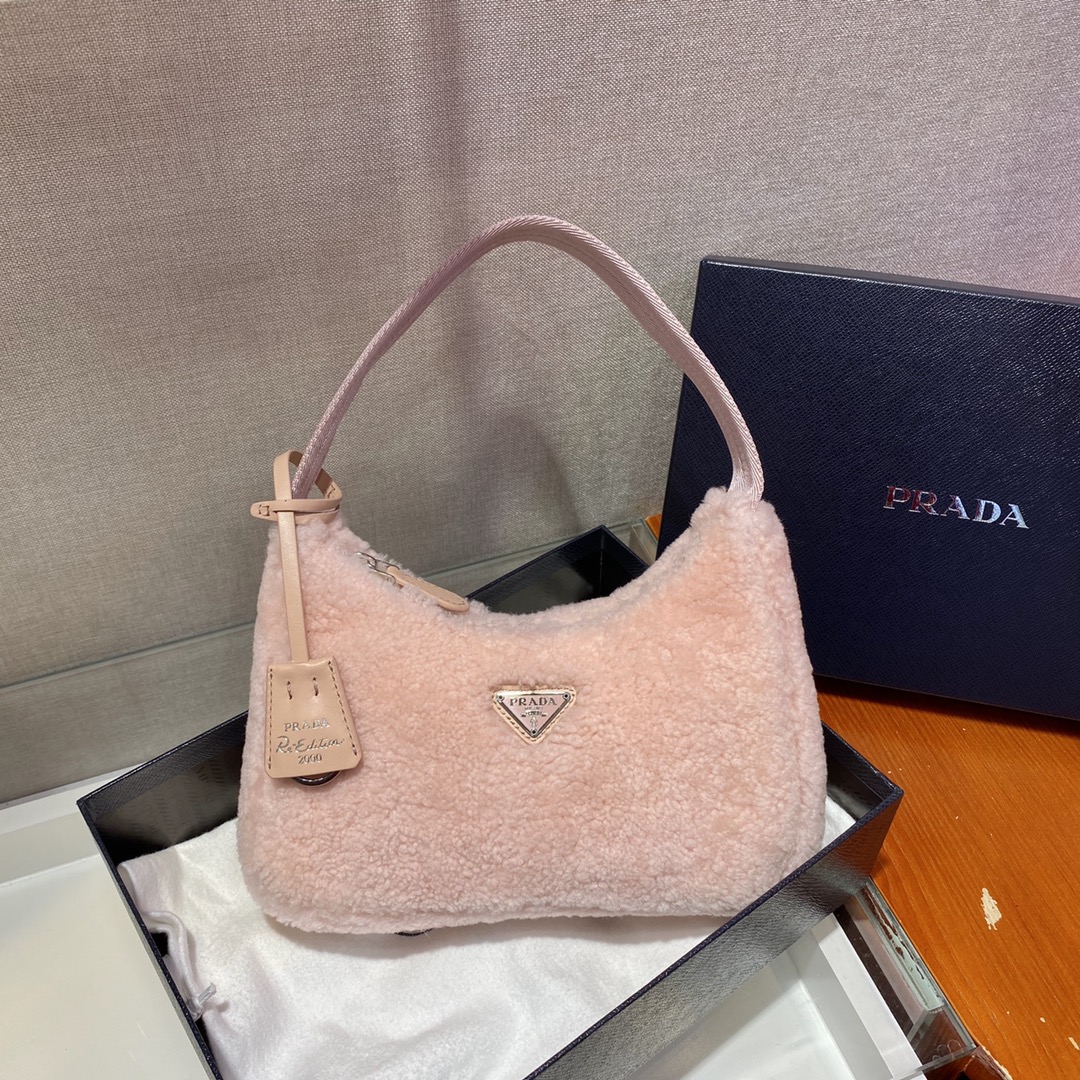 Pra*a hobo bag