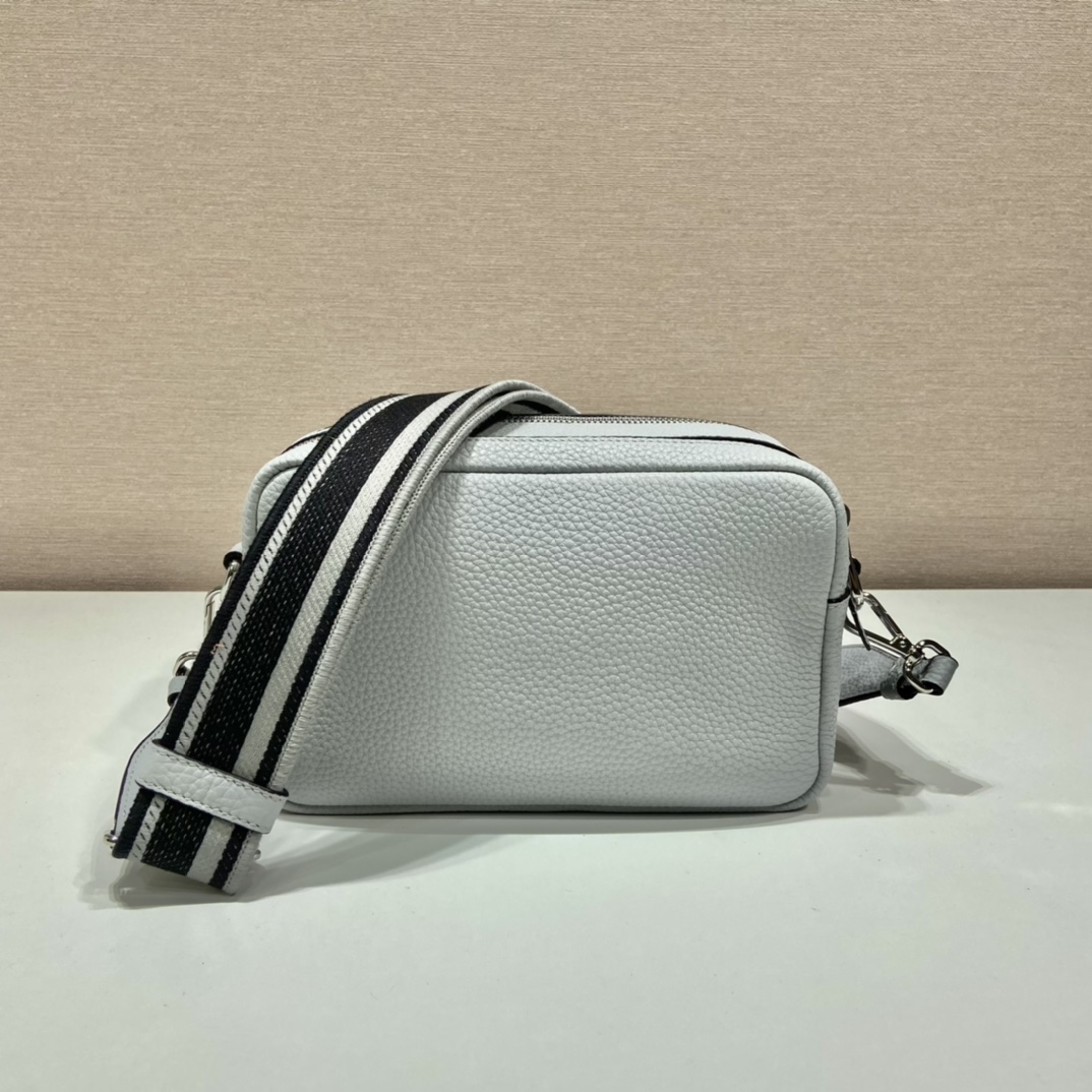 Pra*a shoulder bag