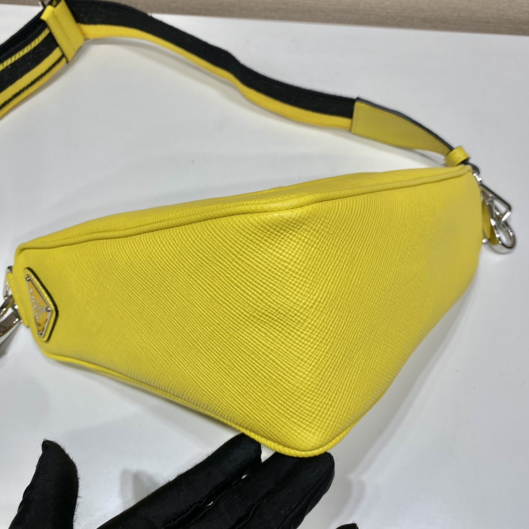 saffiano Pra*a triangle bag
