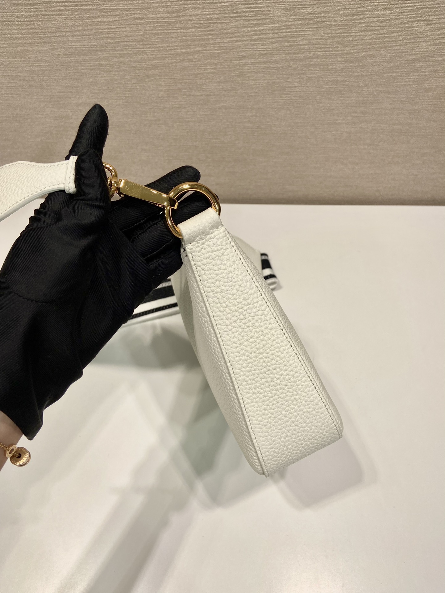 Pra*a leather shoulder bag