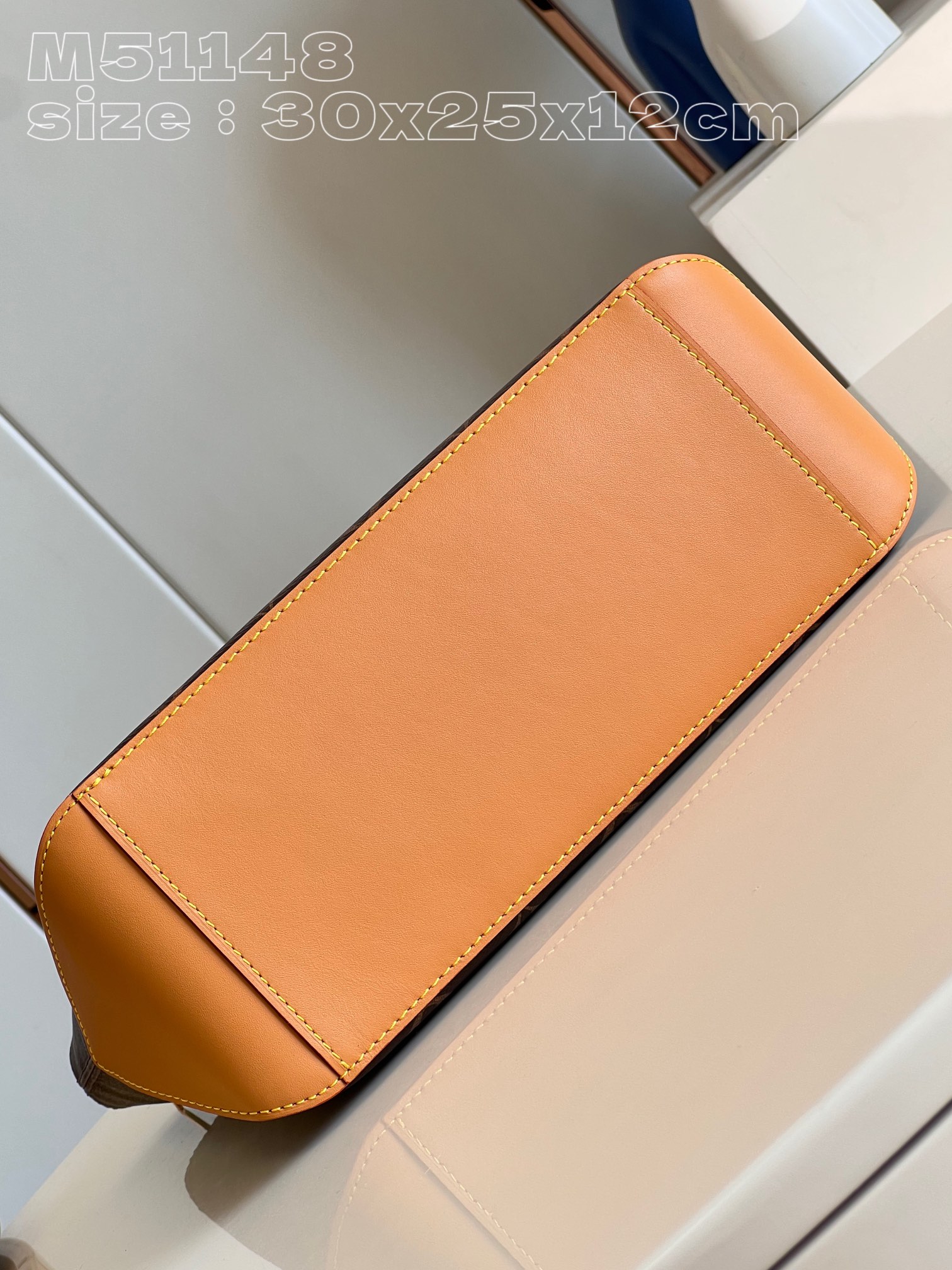 l**is V*t*n small handbag