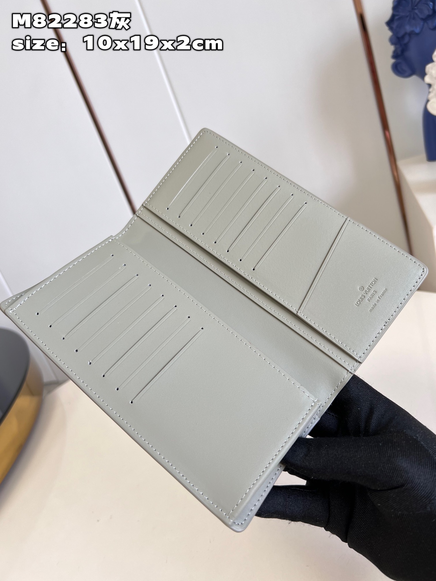 l**is V*t*n aerogram brazza wallet