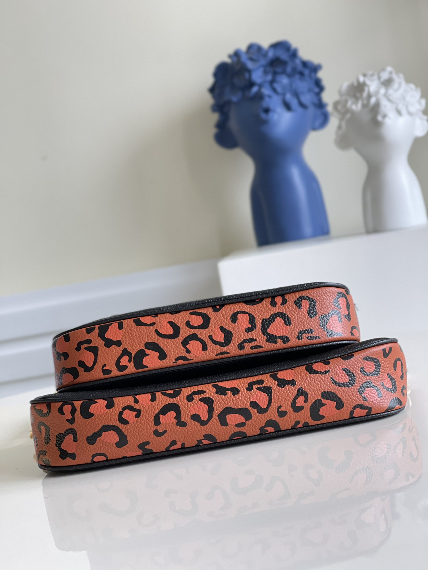 l**is V*t*n multi pochette accessories