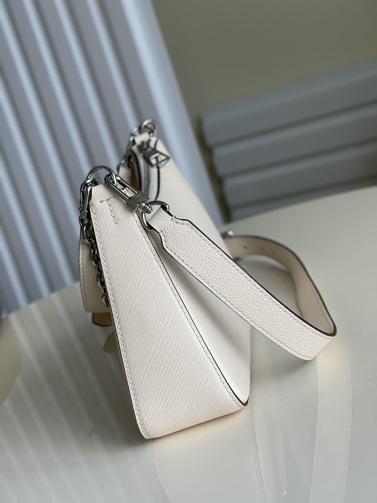 l**is V*t*n marelle handbag