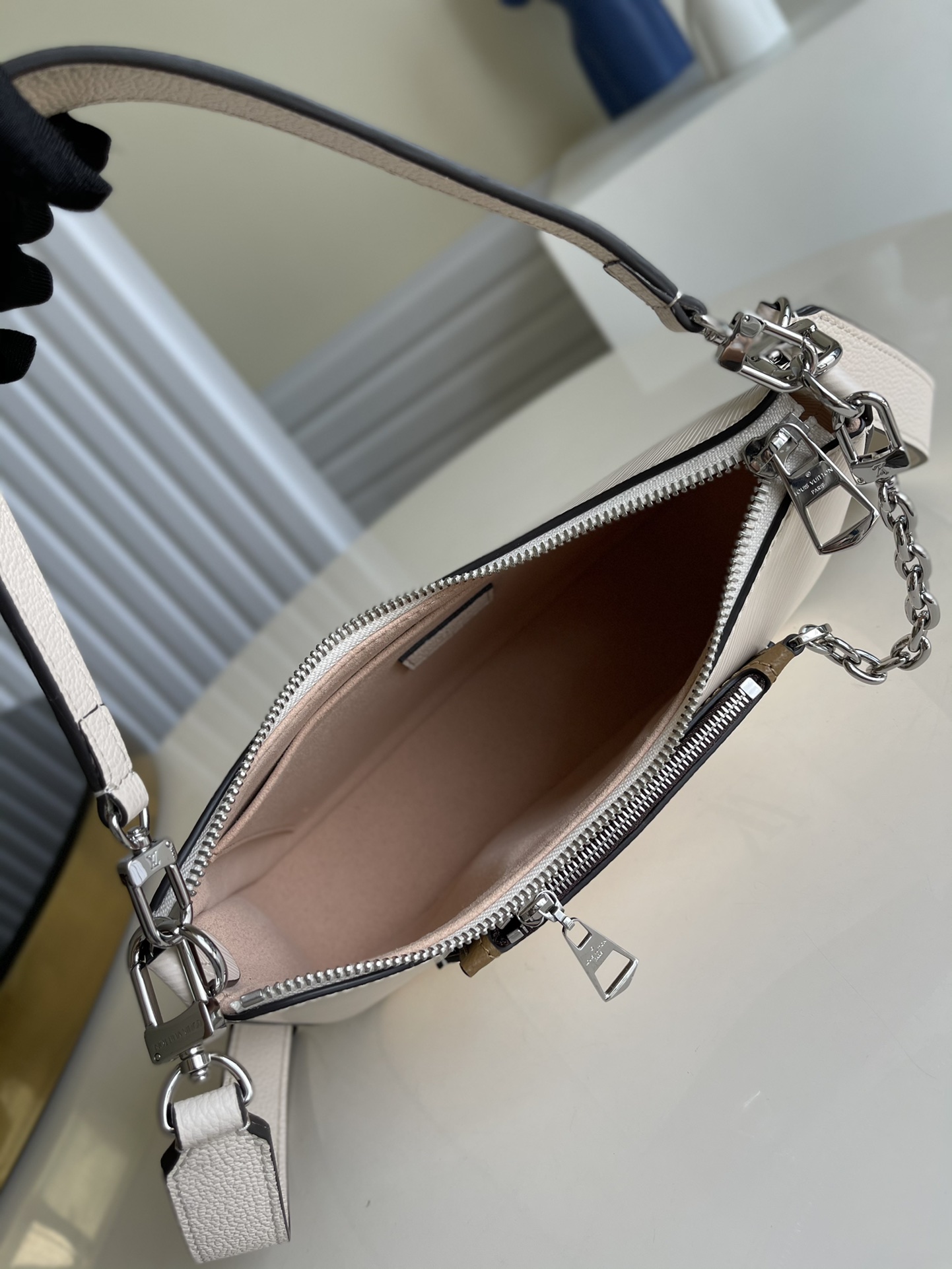 l**is V*t*n marelle handbag