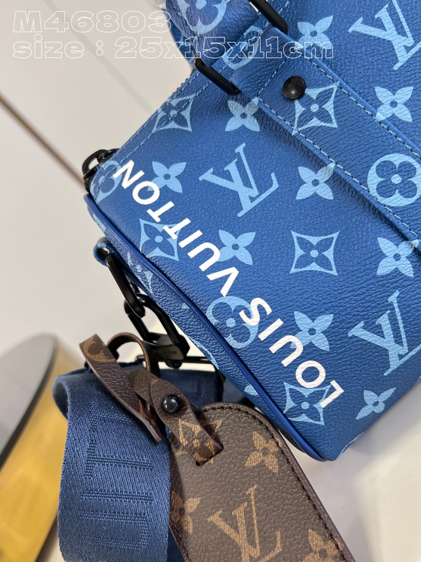 l**is V*t*n keepall bandoulière 25